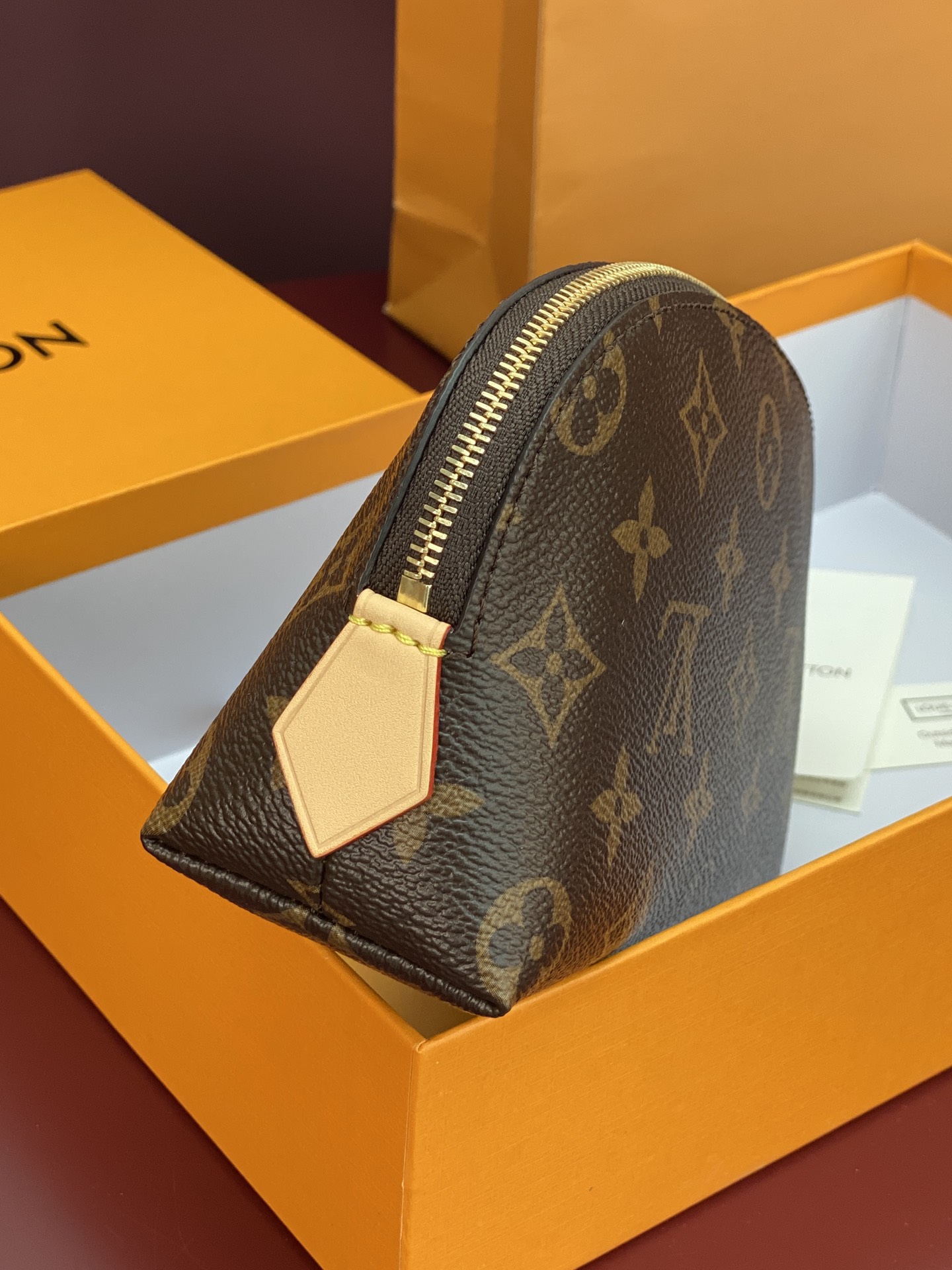 [TOP] Louis Vuitton LV Cosmetic Bag Monogram with Cherry Pattern 12x6x19cm  - Brown