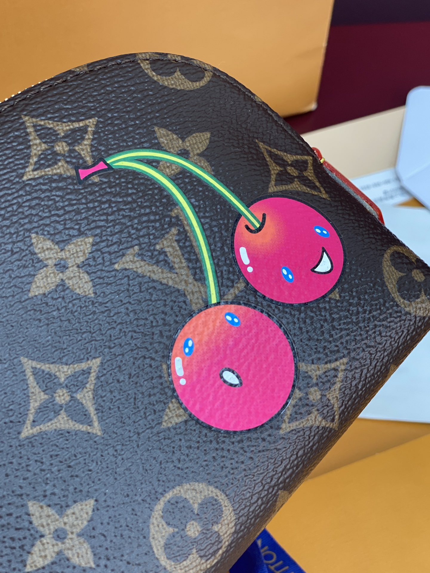 [TOP] Louis Vuitton LV Cosmetic Bag Monogram with Cherry Pattern 12x6x19cm  - Brown