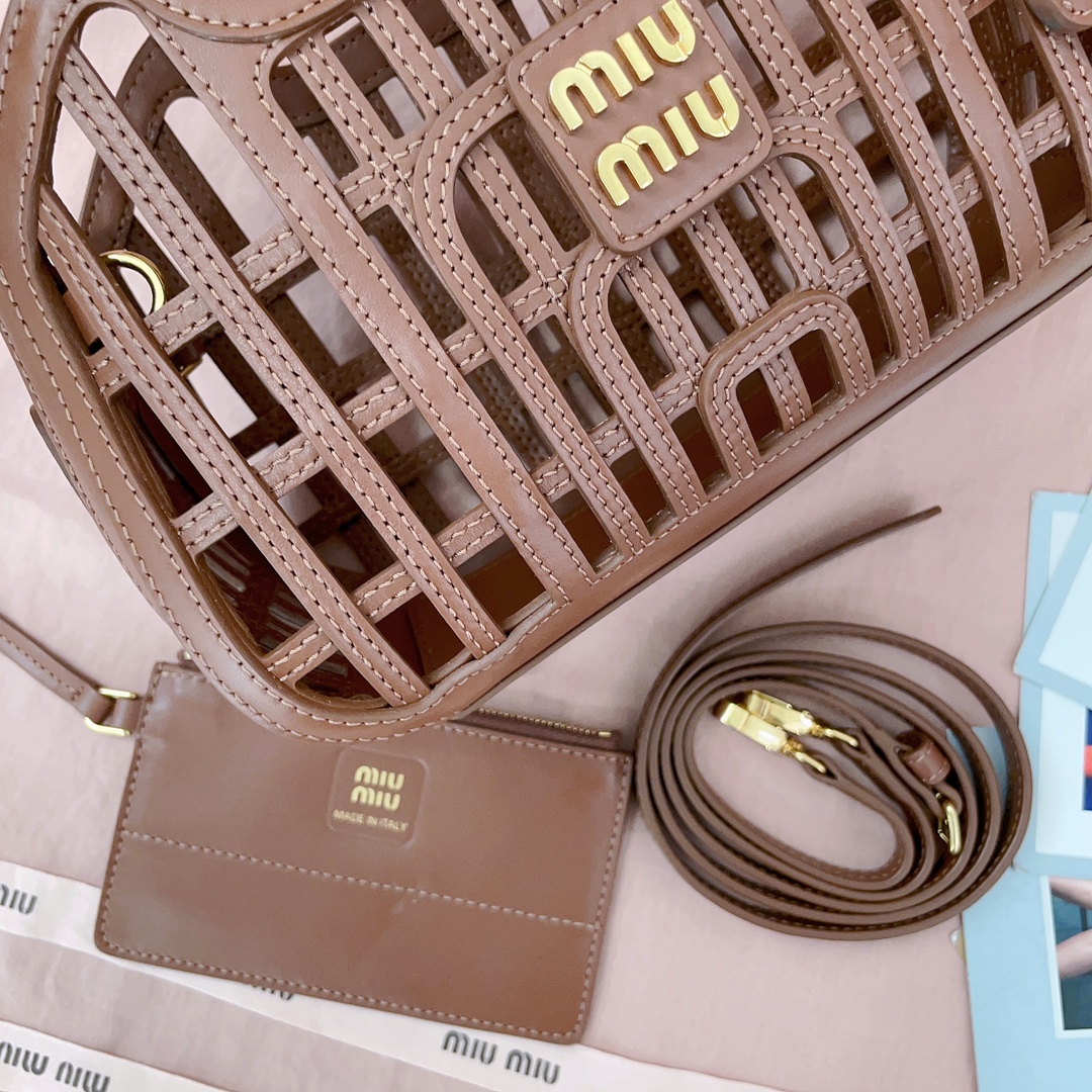 [TOP] Miu Miu Basket Bag 24 X12.5 X 9 cm - 3 Colour