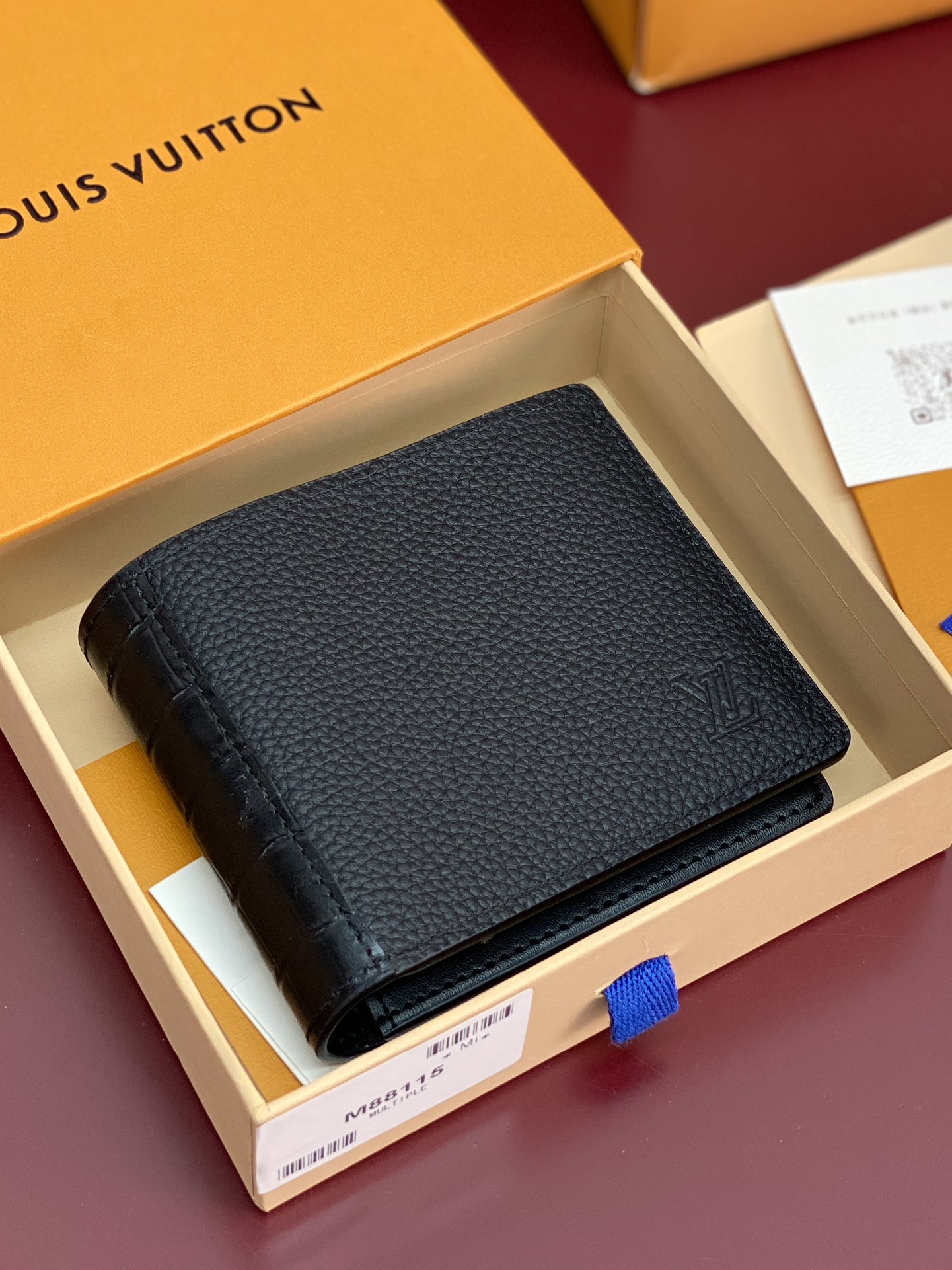 [TOP] Louis Vuitton LV Men's Short Wallet with Crocodile Leather 12x9x1cm - Black