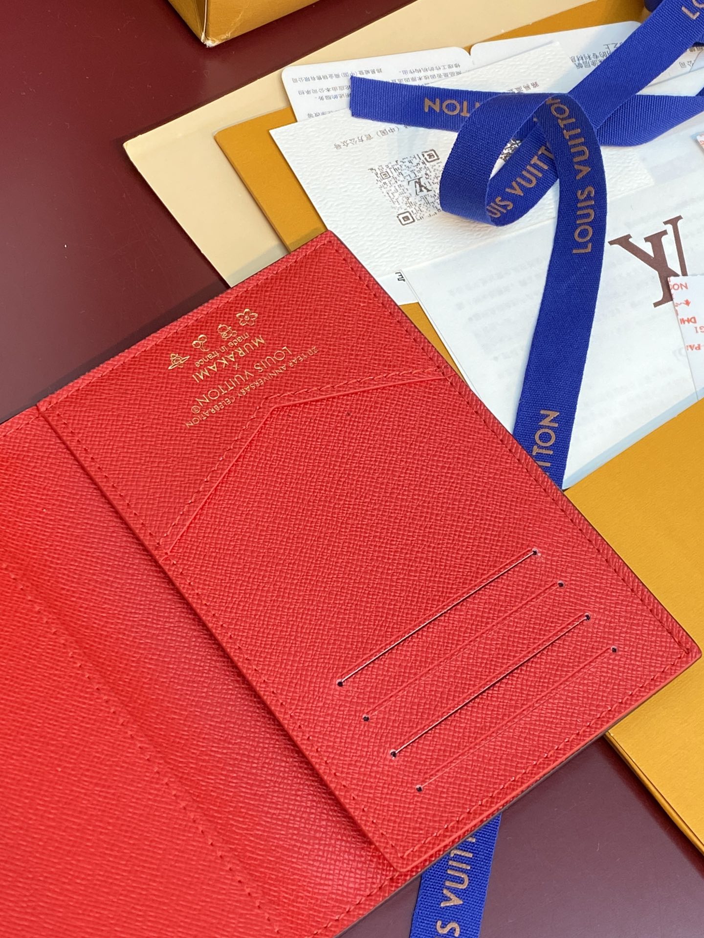 [TOP] Louis Vuitton LV Passport Holder Monogram with Cherry Pattern 14x2.5x10cm - Brown