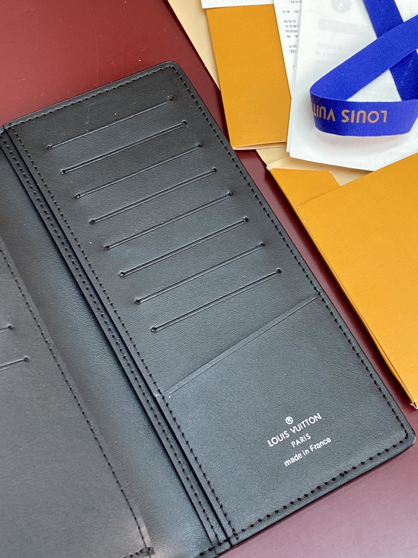 [TOP] Louis Vuitton LV Men's Long Wallet with Crocodile Leather 10x19x2cm - Black