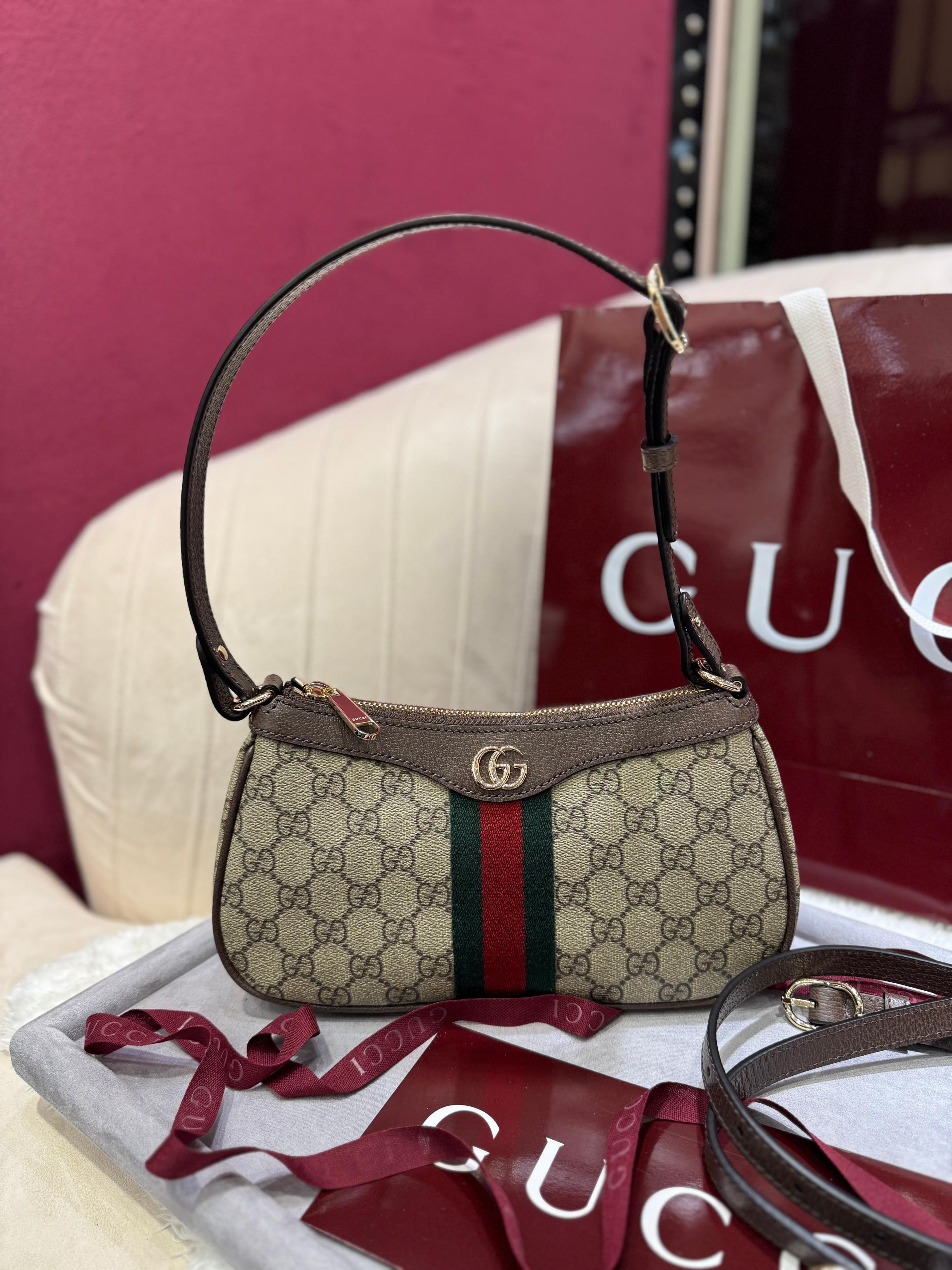 [TOP] GUCCI Ophidia Shoulder Bag 26 x 15 x 6.5 cm - Brown