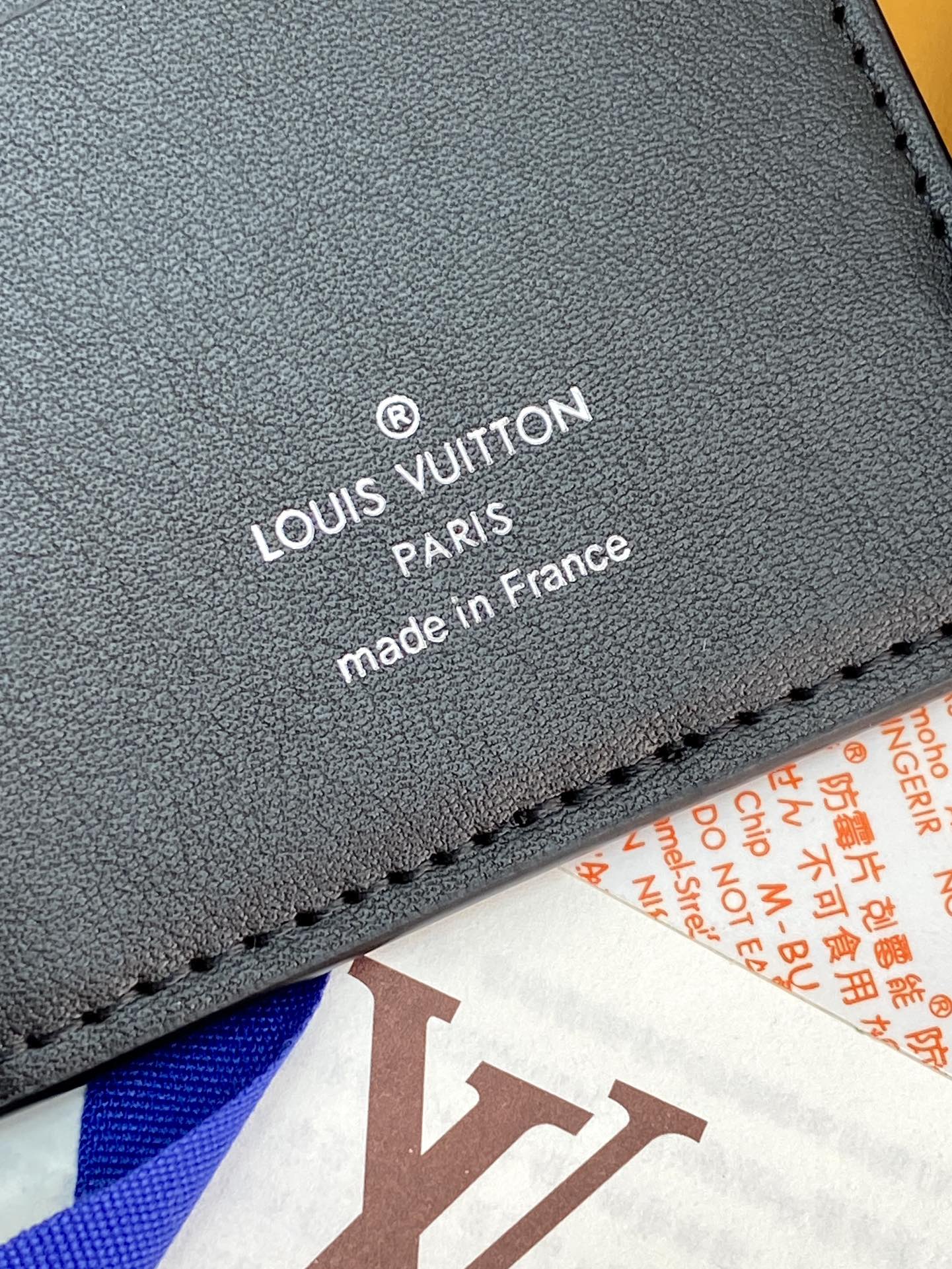 [TOP] Louis Vuitton LV Men's Long Wallet with Crocodile Leather 10x19x2cm - Black