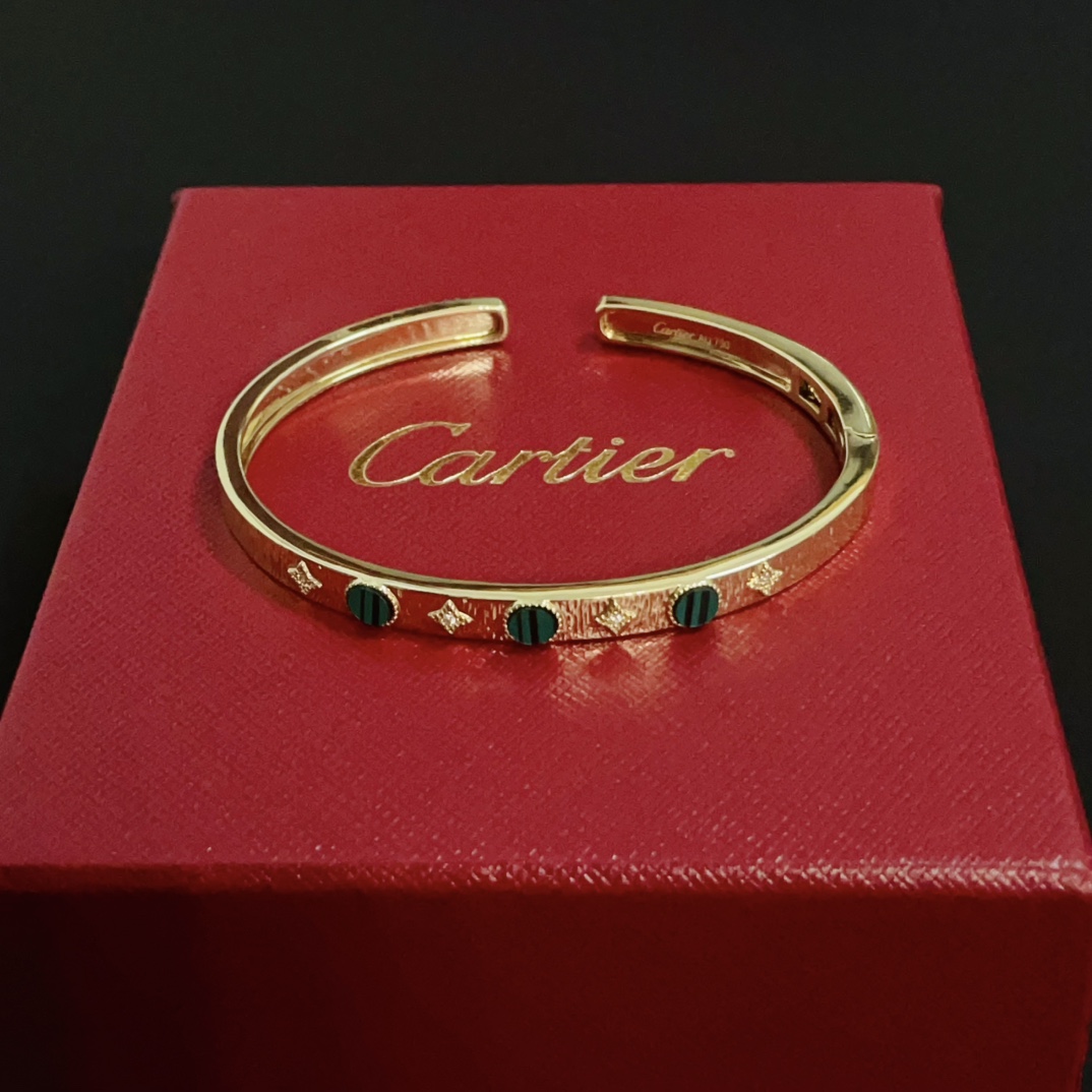 [TOP] Cartier Open Bracelet - Gold