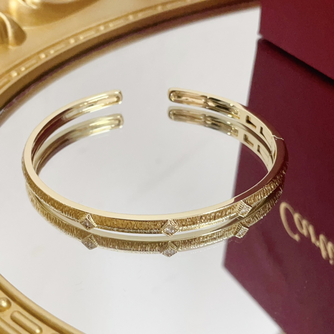 [TOP] Cartier Open Bracelet - Gold