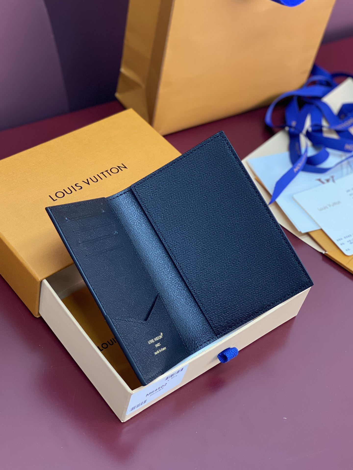 [TOP] Louis Vuitton LV Passport Holder Coated Canvas 14x2.5x10cm - Monogran