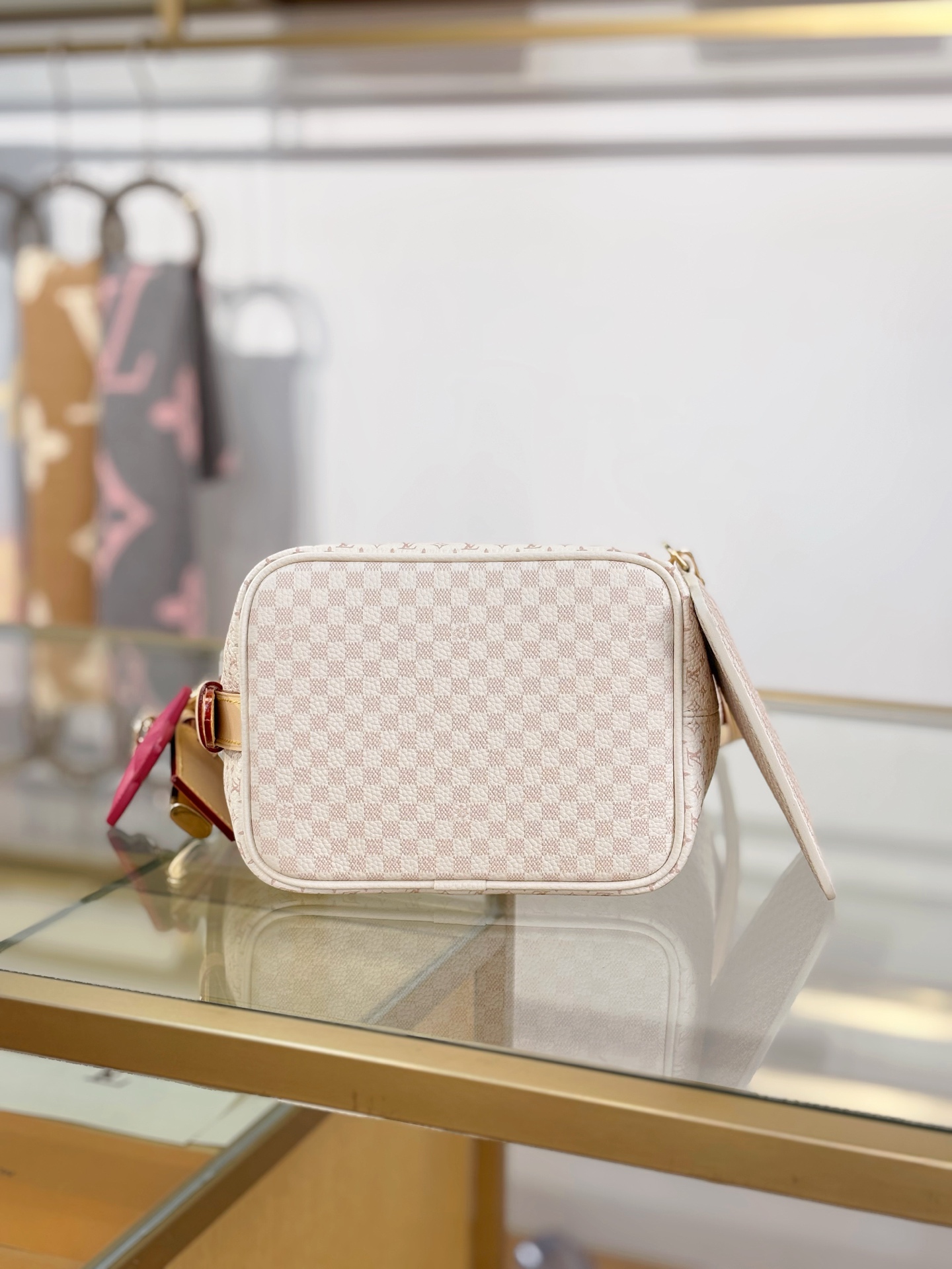 [TOP] Louis Vuitton LV All In BB Handbags 16x18x12cm - Beige