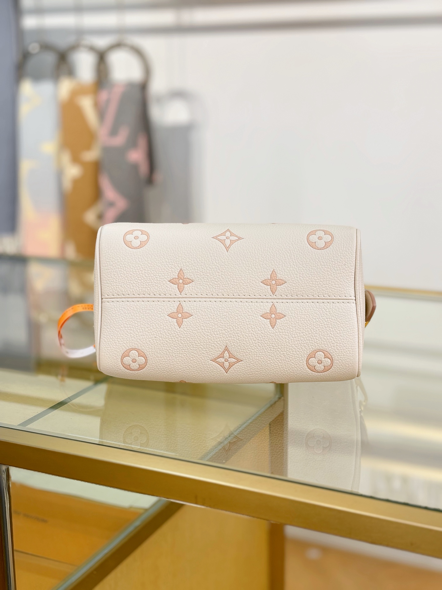 [TOP] Louis Vuitton LV SPEEDY BANDOULIÈRE 20 Bag  20.5x13.5x12 cm - Beige