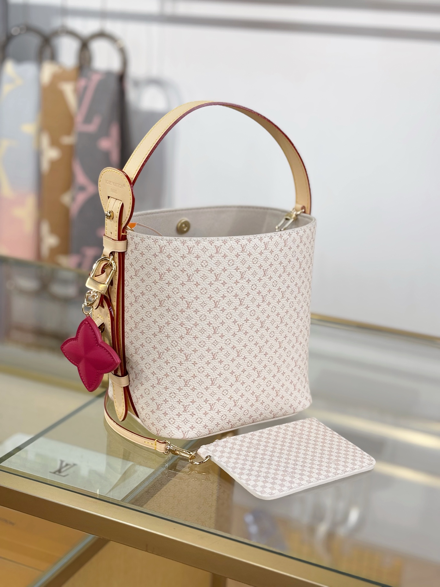 [TOP] Louis Vuitton LV All In BB Handbags 16x18x12cm - Beige