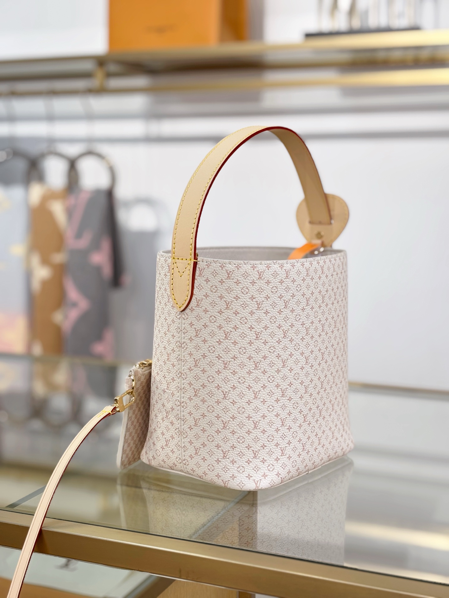 [TOP] Louis Vuitton LV All In BB Handbags 16x18x12cm - Beige