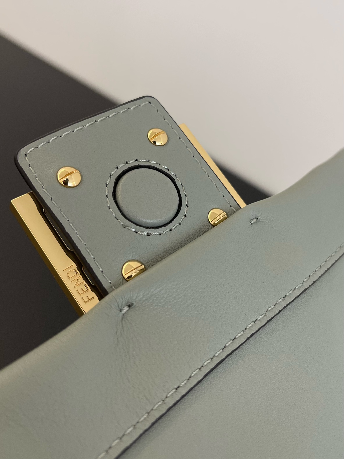 [TOP] FENDI Mamma Baguette Bag 26.5x8.5x18cm - Matcha Green