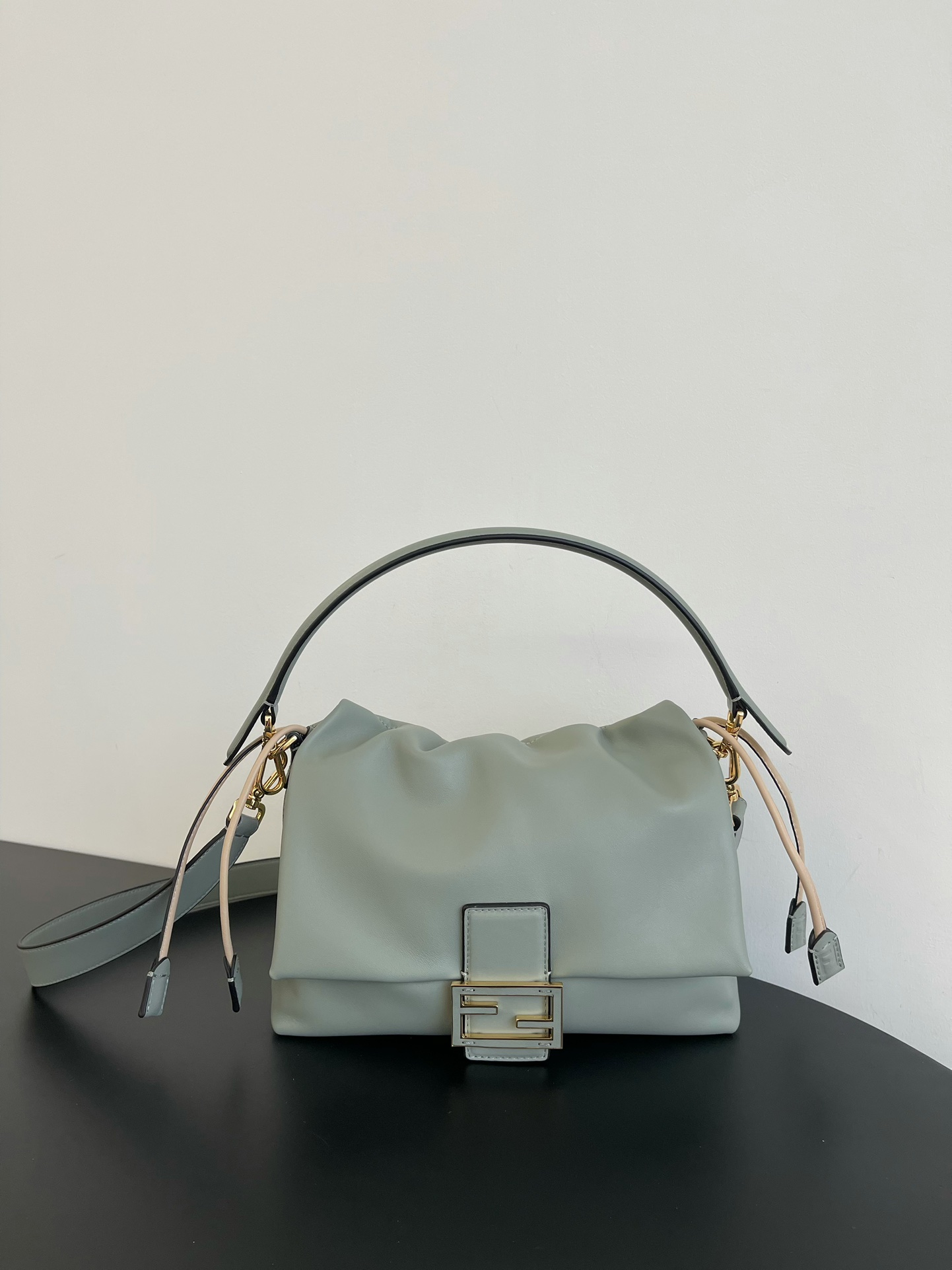 [TOP] FENDI Mamma Baguette Bag 26.5x8.5x18cm - Matcha Green