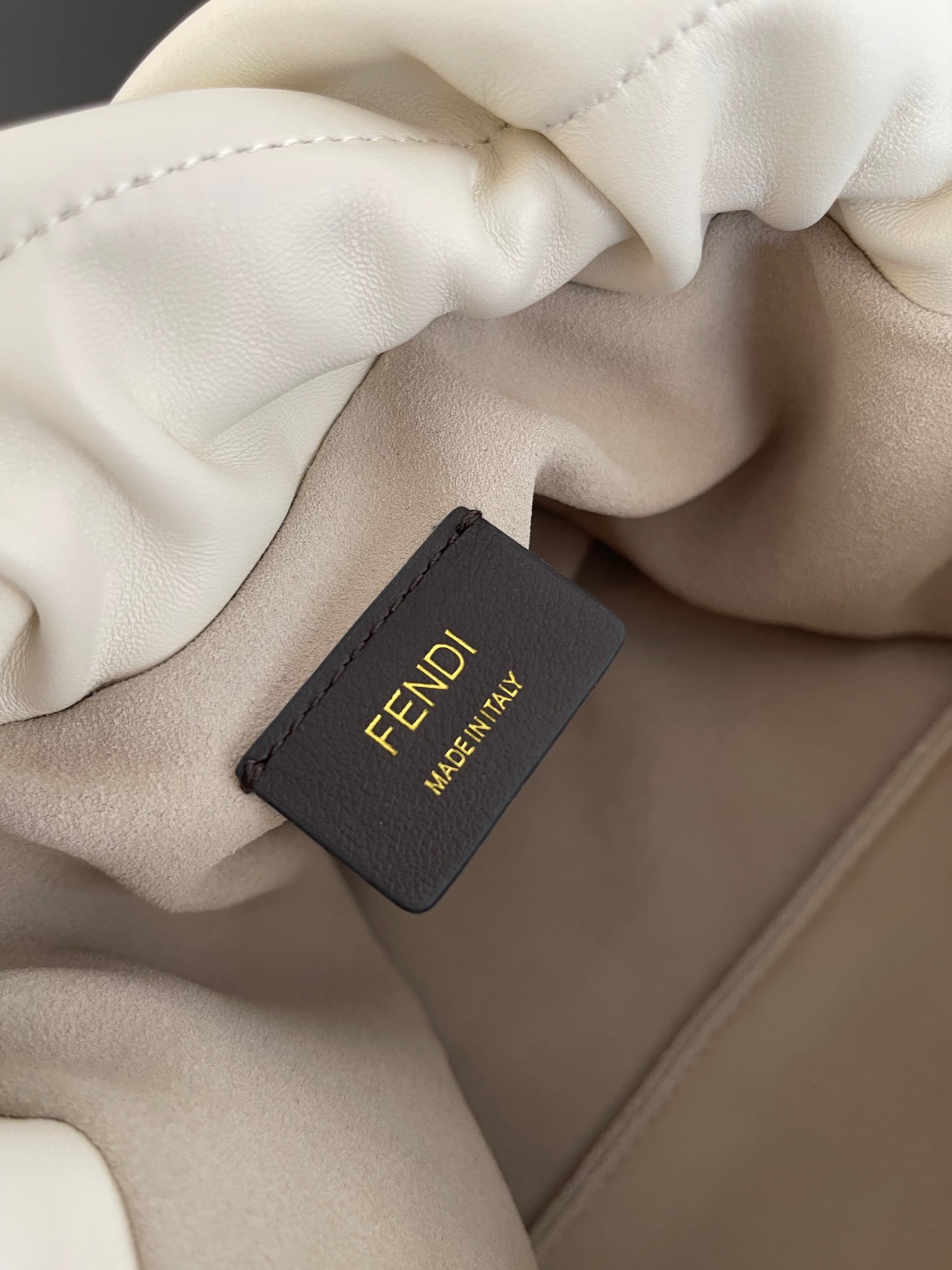 [TOP] FENDI Mamma Baguette Bag 26.5x8.5x18cm - White