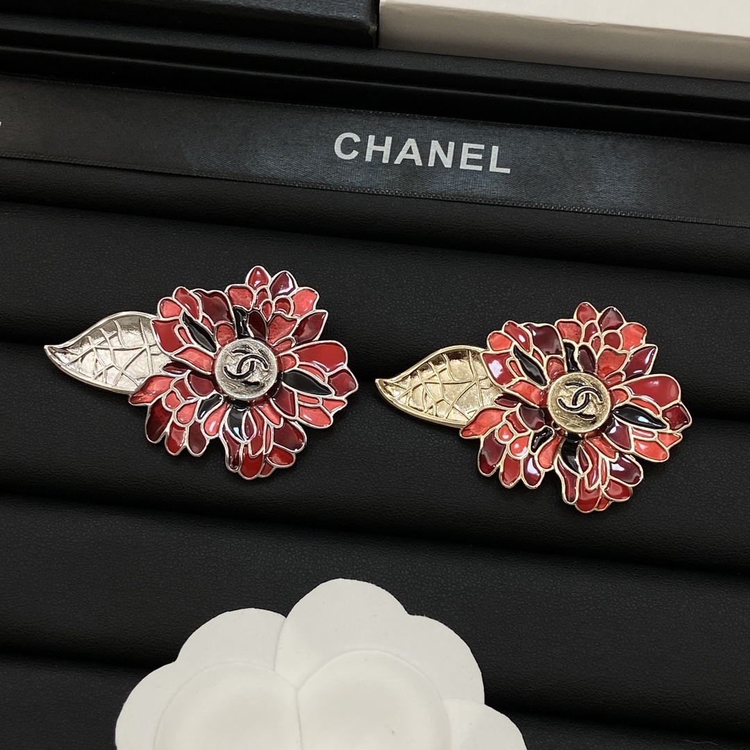 [TOP] CHANEL Flower Brooch - 2 Color