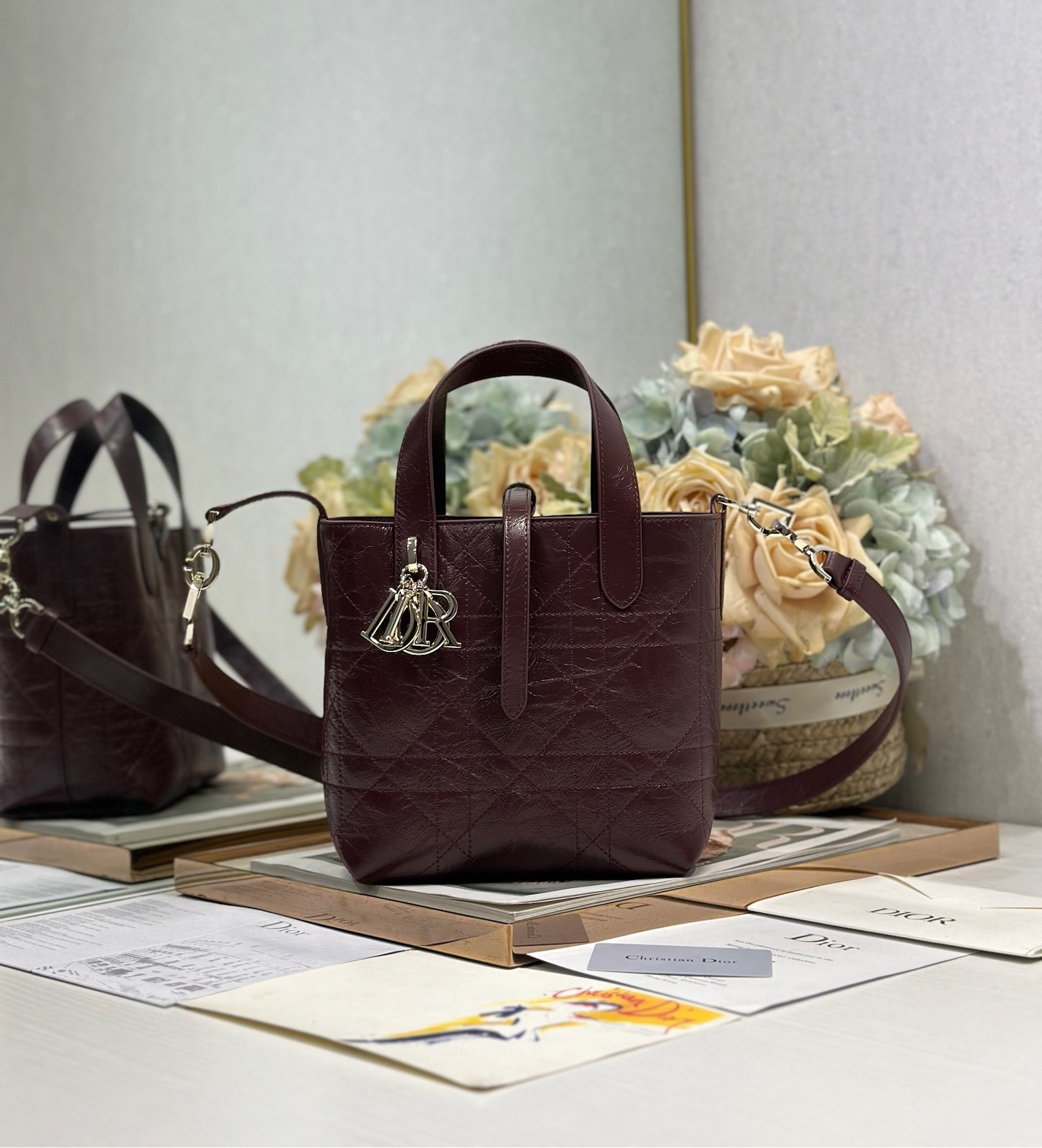 [TOP] Christian Dior Toujours Bag Wrinkled Leather 18.5x18.5x12cm/23x24x16cm - 2 Color