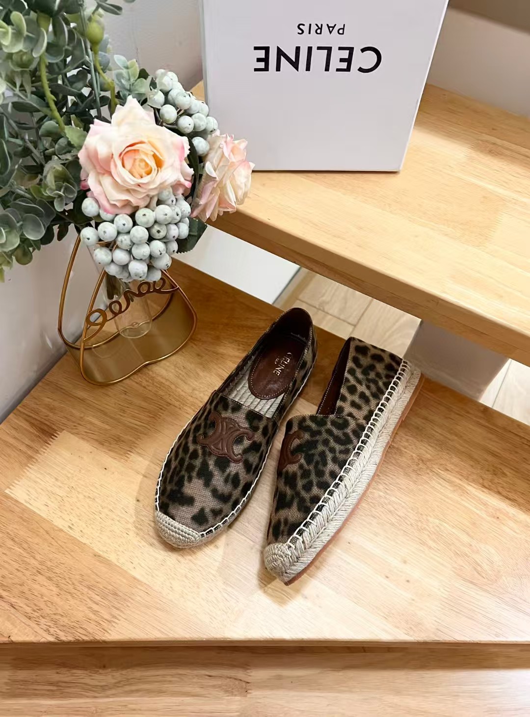 [TOP] CELINE Leopard Pattern Flat - Brown