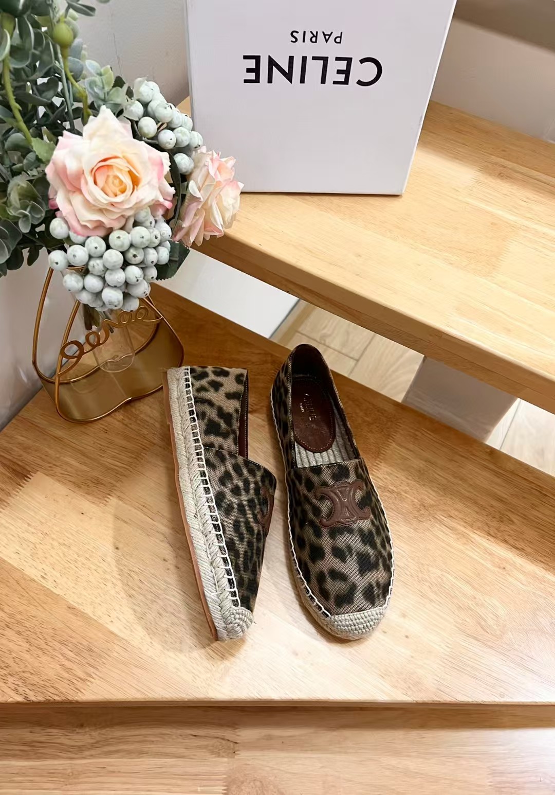 [TOP] CELINE Leopard Pattern Flat - Brown
