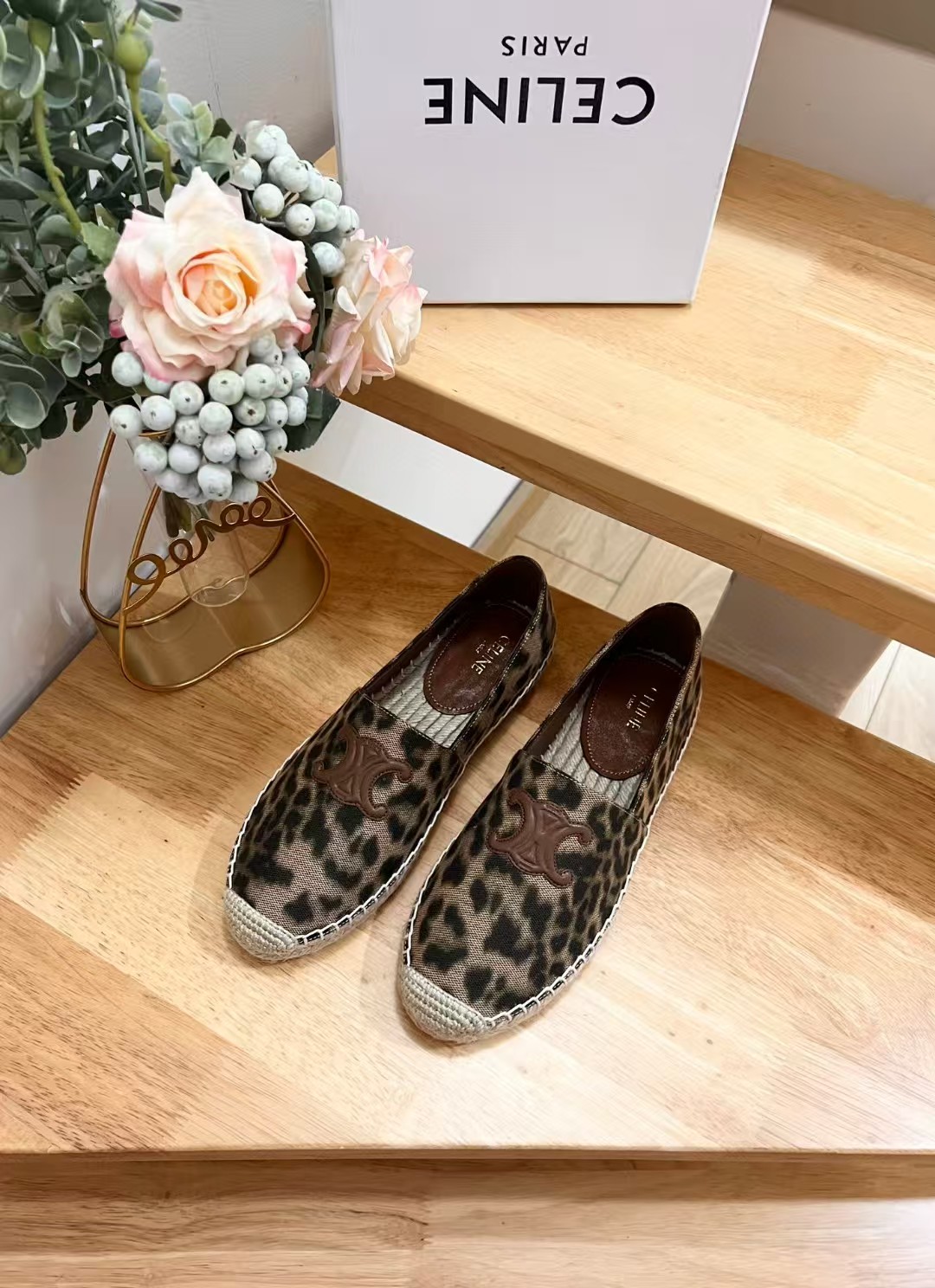 [TOP] CELINE Leopard Pattern Flat - Brown