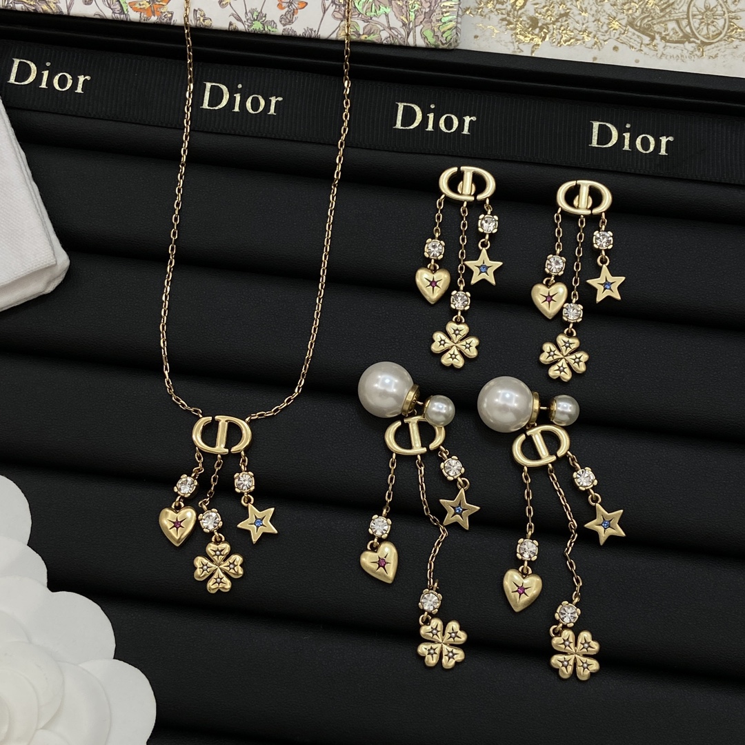 [TOP] Christian Dior Necklace/Earrings - Gold