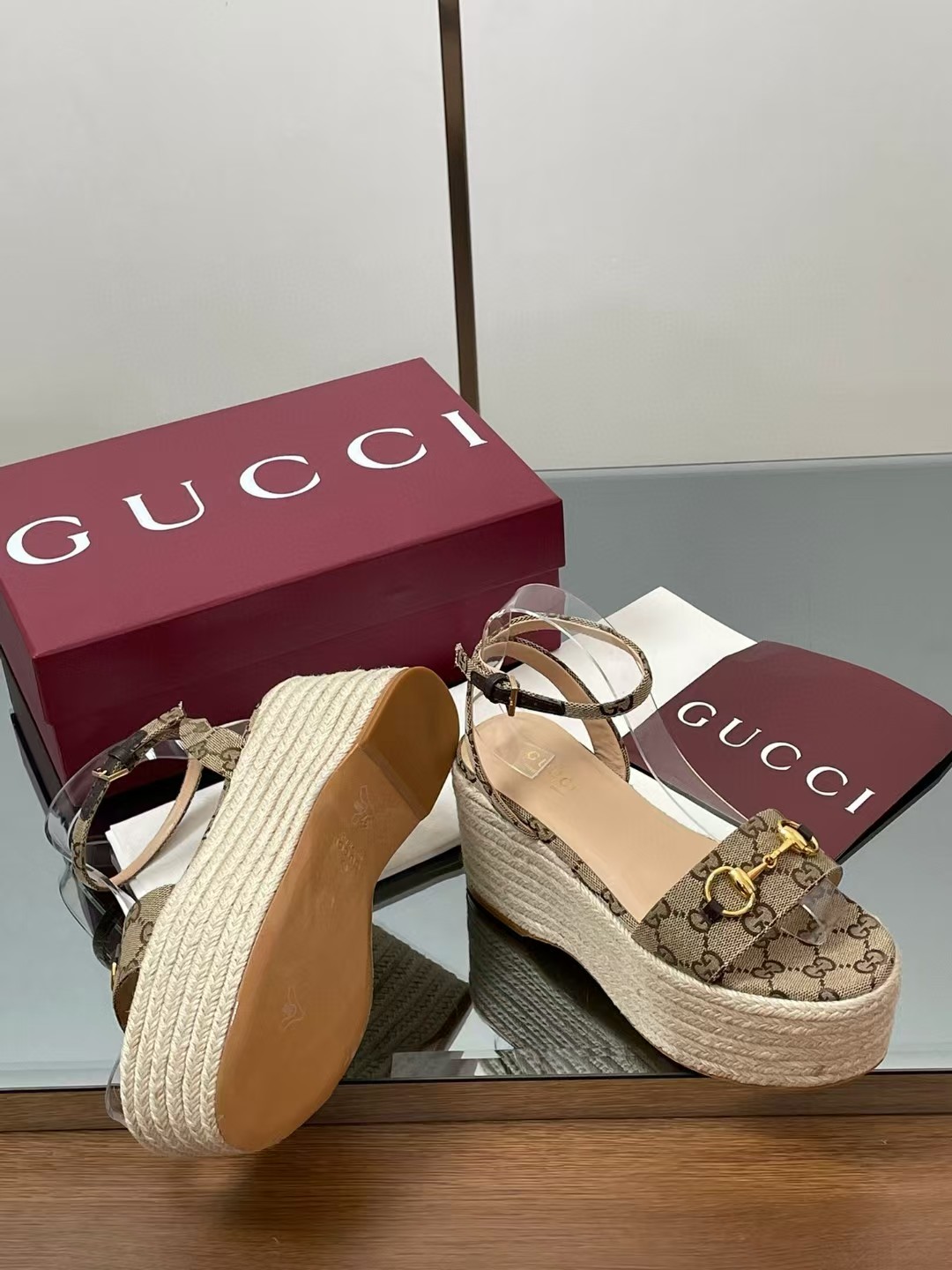 [TOP] GUCCI Classic Monogram Thick Sole Sandals - Khaki