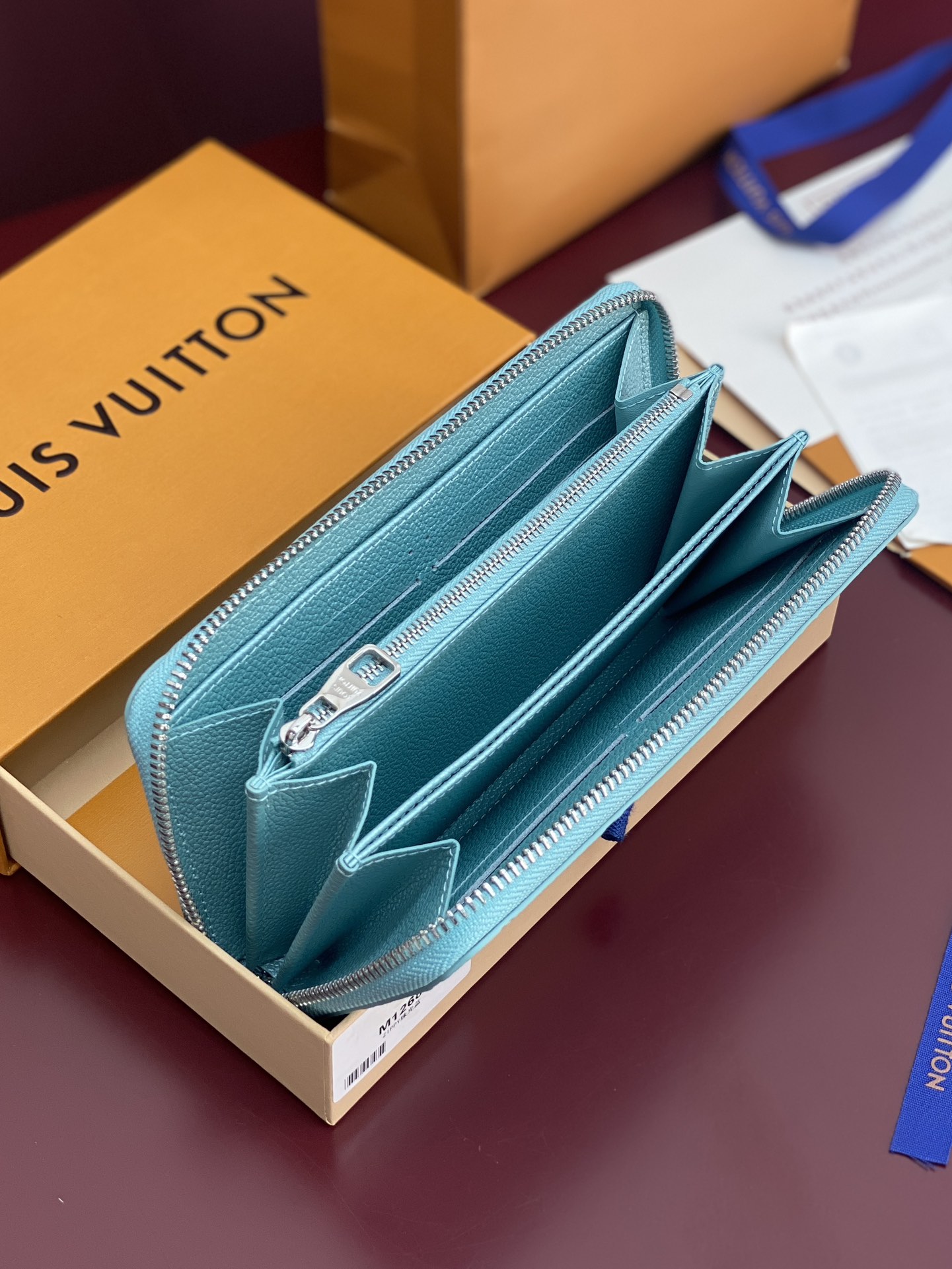 [TOP] Louis Vuitton LV Zip Wallet 19.5x10.5x2.5cm - Pearlescent Blue