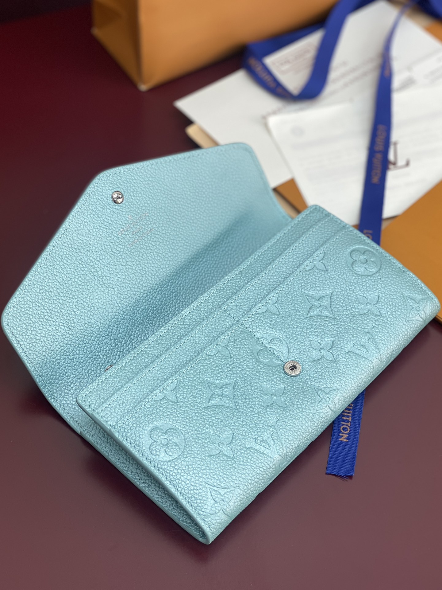 [TOP] Louis Vuitton LV Ski Sarah Wallet 19x10.5x2cm - Pearlescent Blue