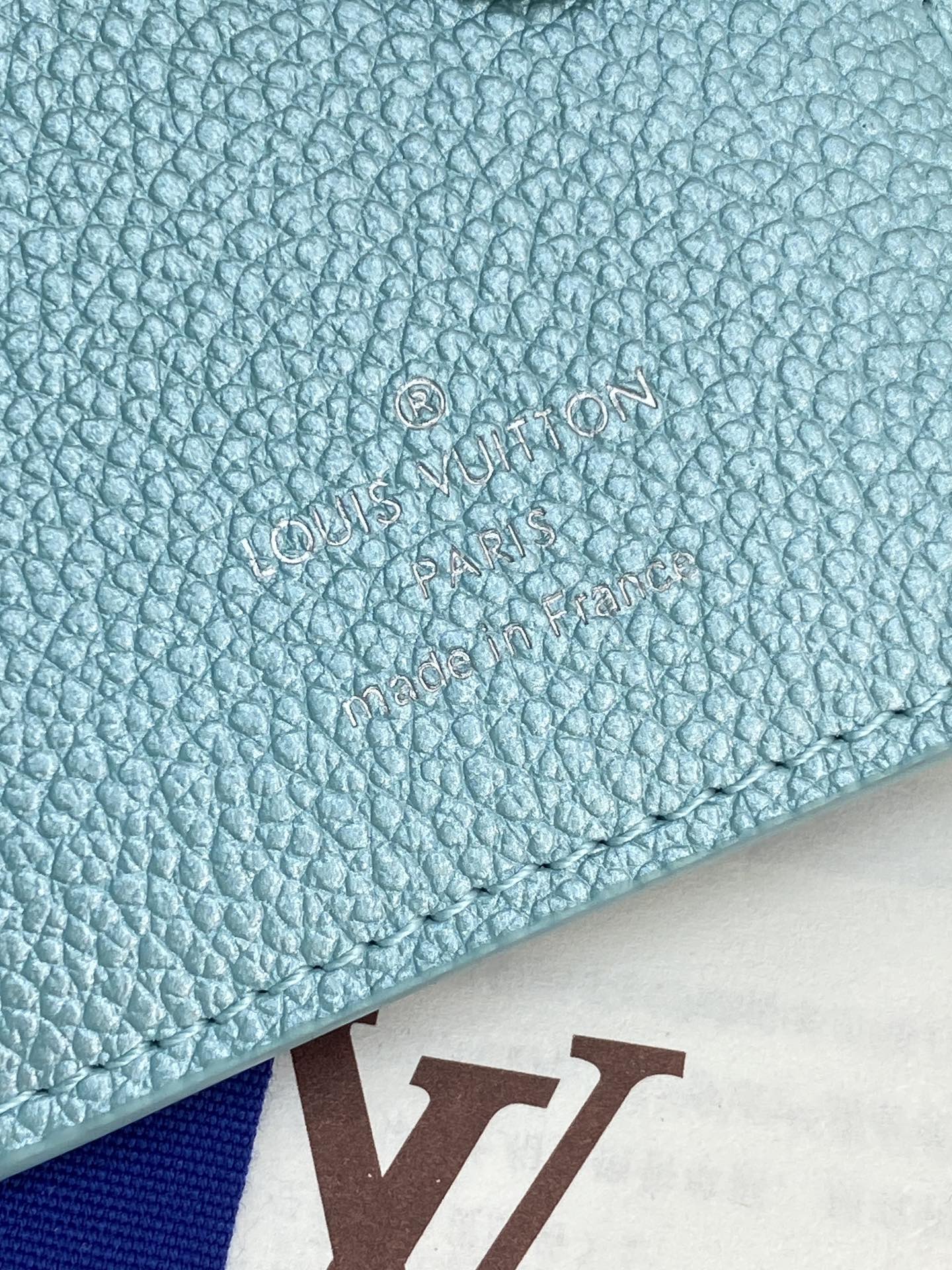 [TOP] Louis Vuitton LV Lisa Wallet 11.5x9x1.5cm - Pearlescent Blue