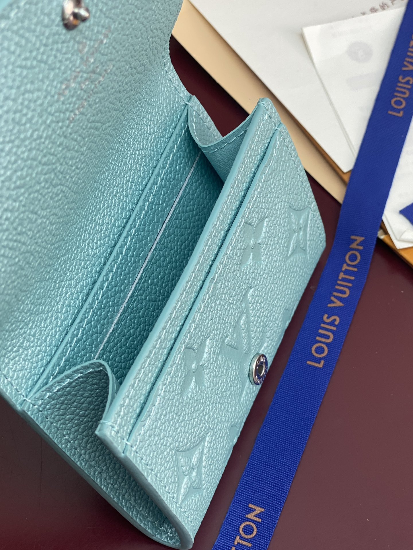 [TOP] Louis Vuitton LV Ski Card Holder 10.5x8x1cm - Pearlescent Blue