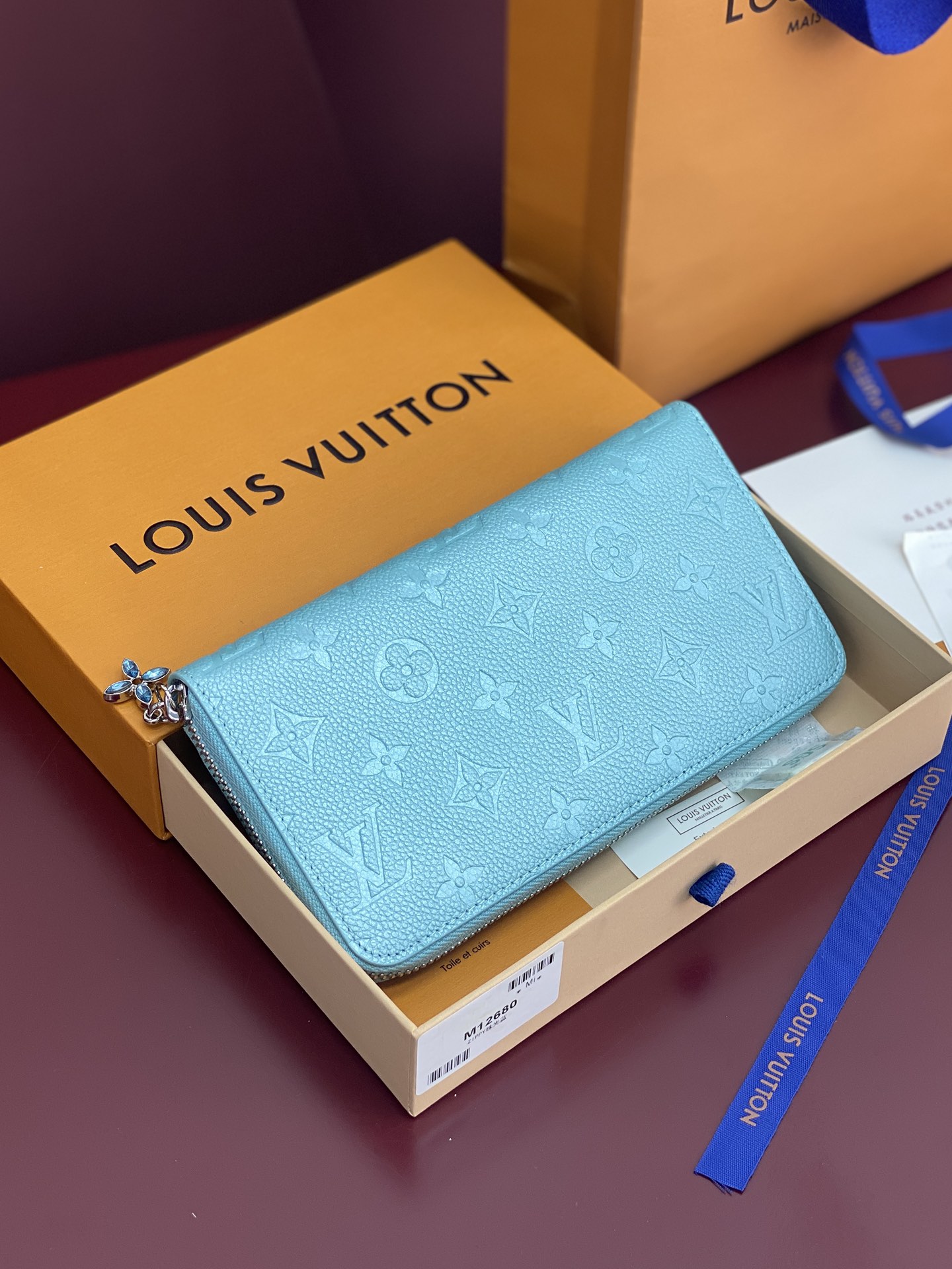 [TOP] Louis Vuitton LV Zip Wallet 19.5x10.5x2.5cm - Pearlescent Blue