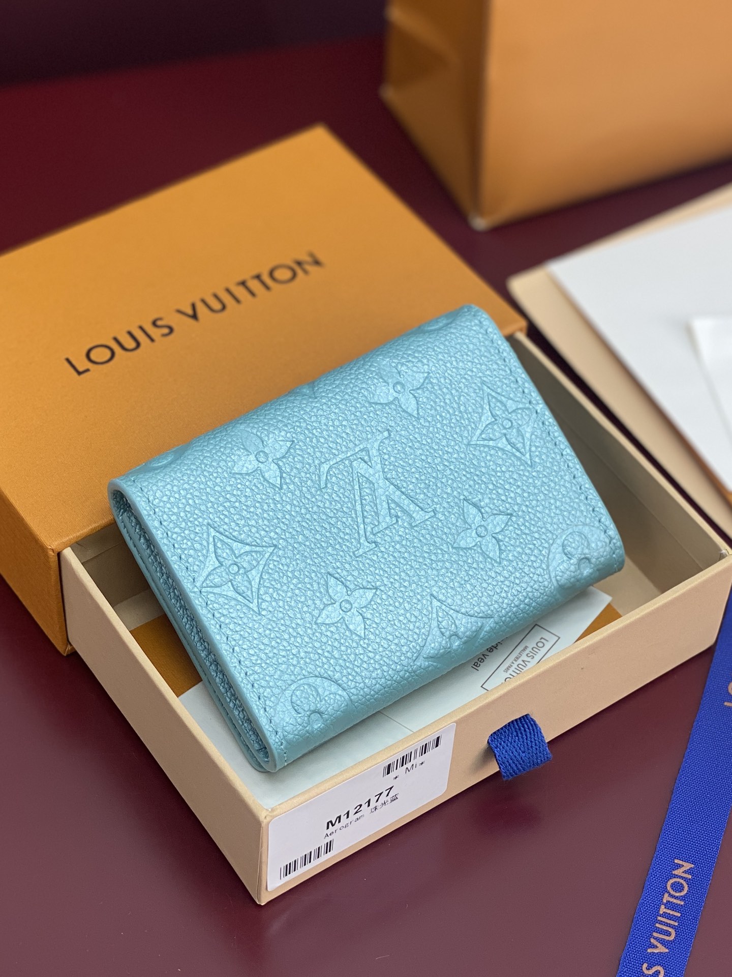 [TOP] Louis Vuitton LV Ski Card Holder 10.5x8x1cm - Pearlescent Blue