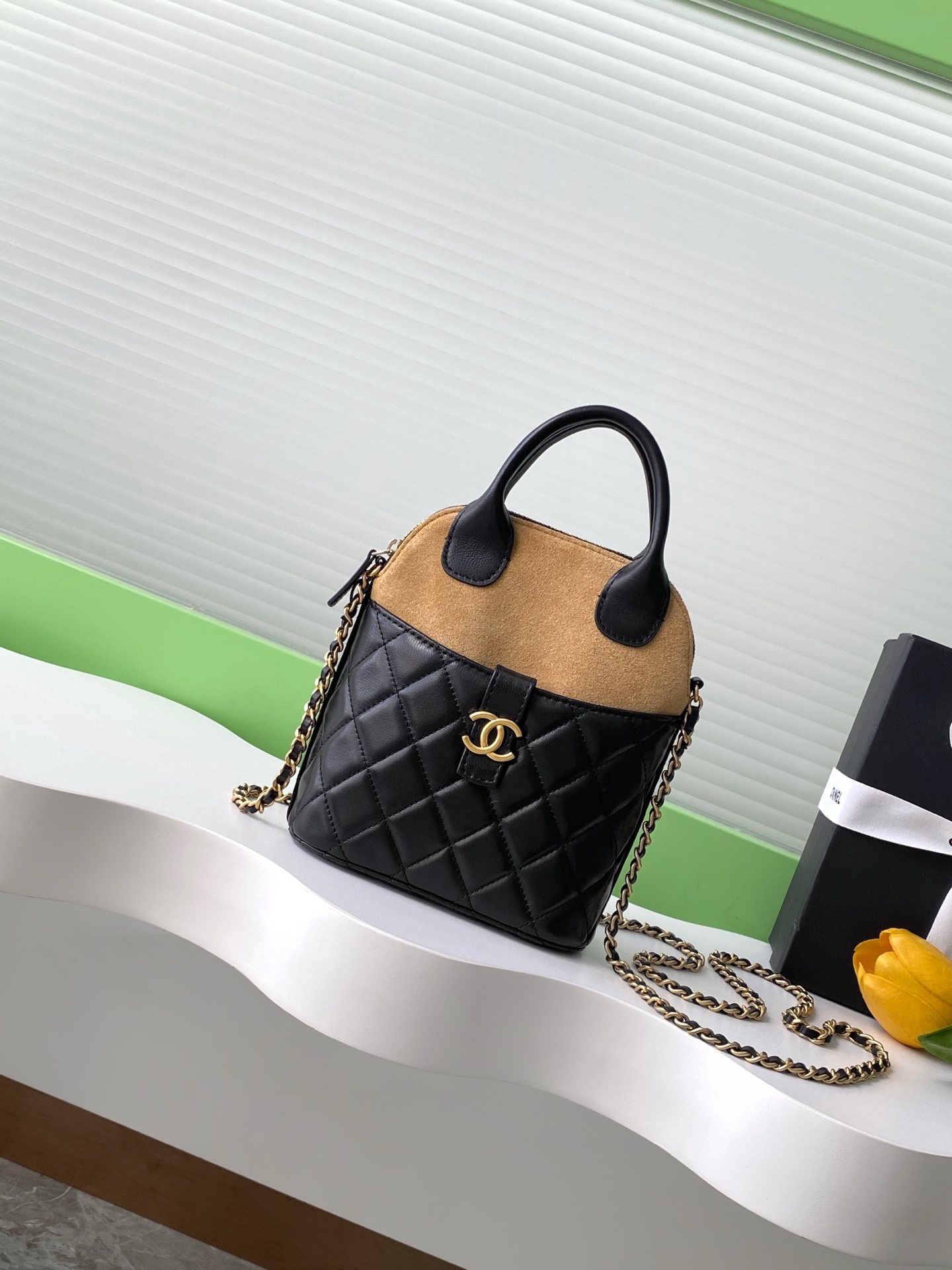 [TOP] CHANEL Shell Bag 18-17-6 cm - 3 Colors