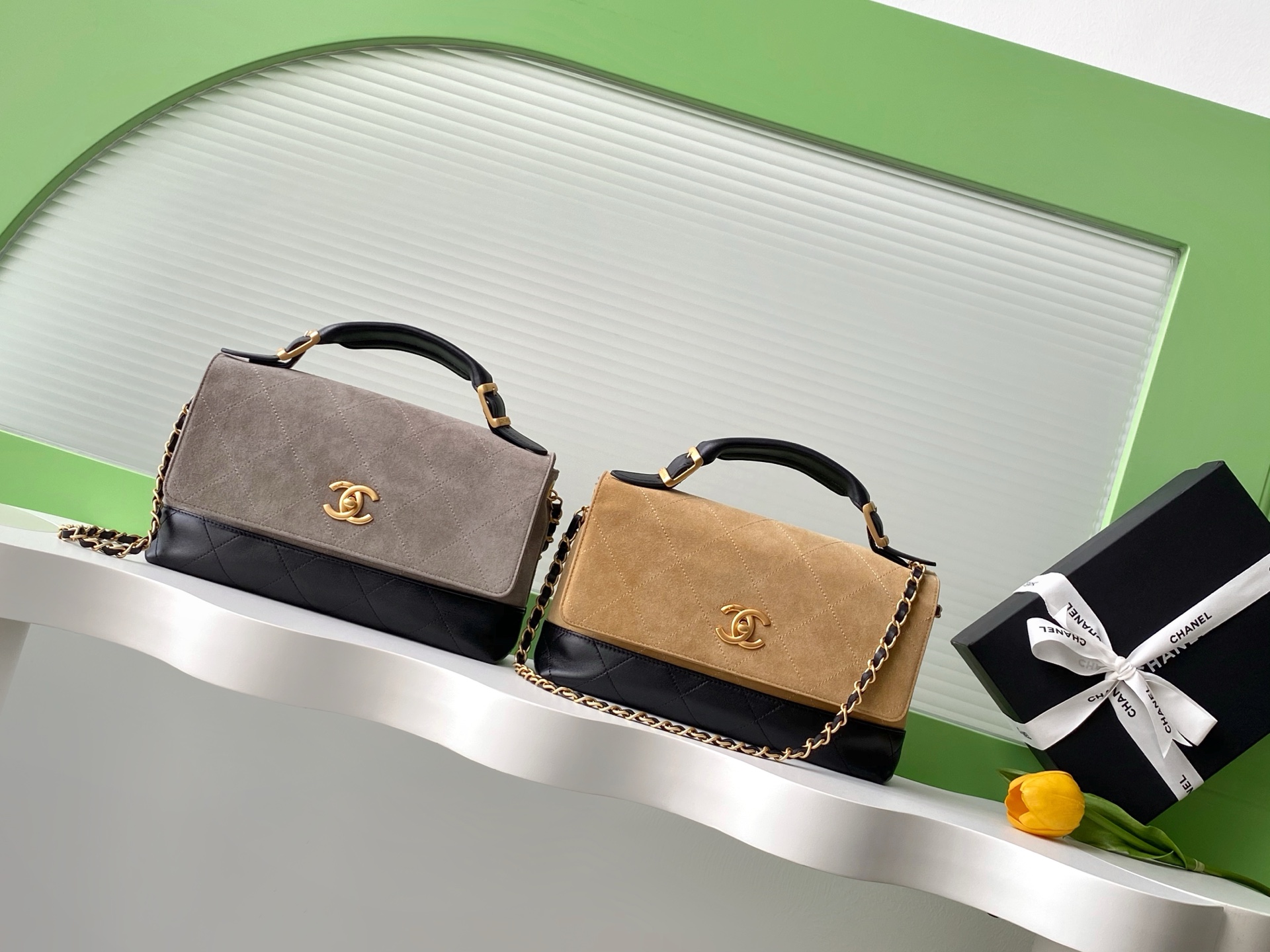 [TOP] CHANEL Leather Bag 18-29-8 cm - 2 Colors