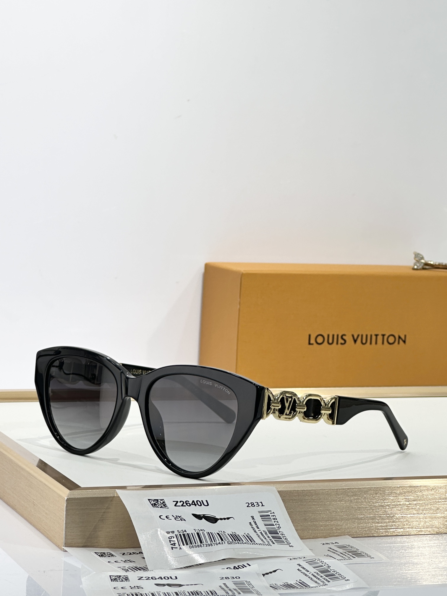 [TOP] Louis Vuitton LV Sunglasses - 6 Colors