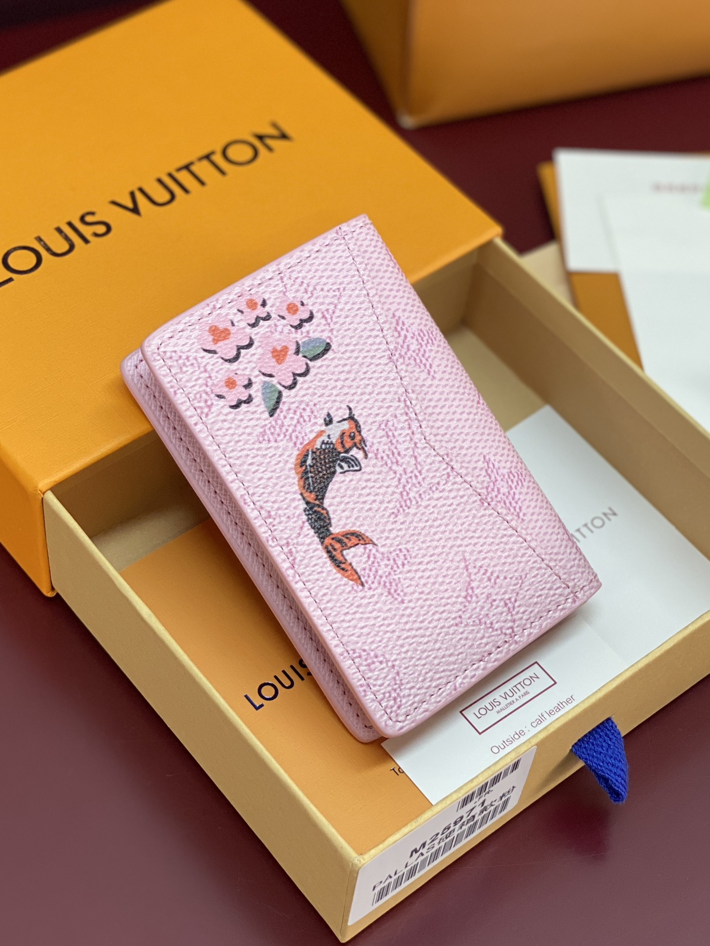 [TOP] Louis Vuitton LV Passport Holder in Monogram Heritage Coated Canvas / Calfskin 14x2.5x10cm - 3 Color