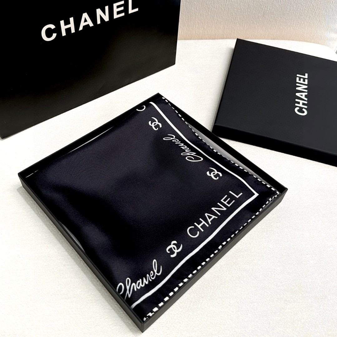 [TOP] Chanel Silk Scarf 90x90cm - 2 Colors