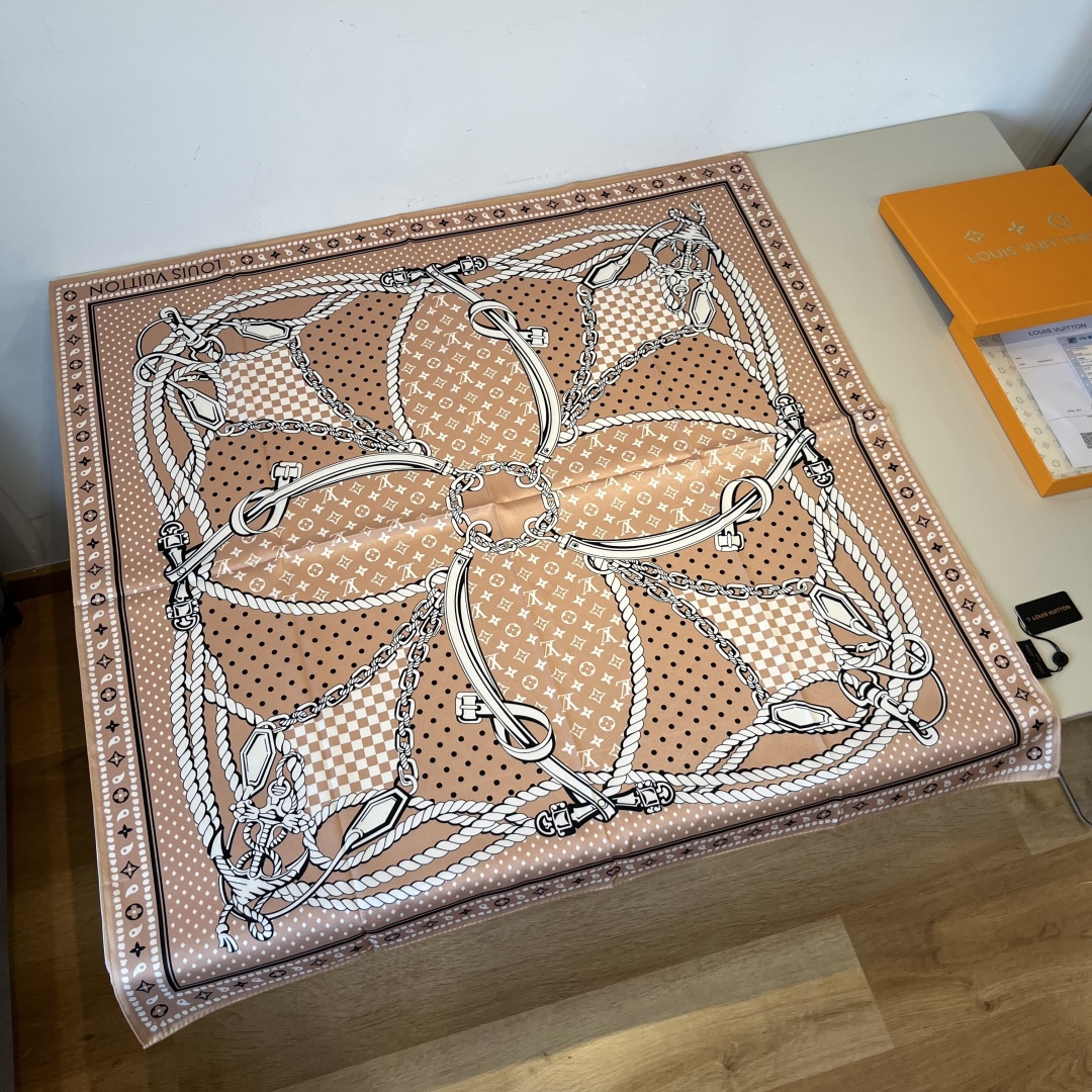 [TOP] Louis Vuitton LV Silk Square Scarf 90 x 90 cm - 4 Colors