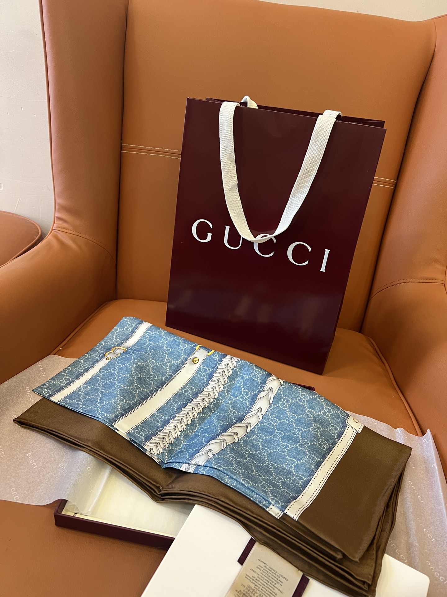 [TOP] GUCCI GG Scarf 90x90 cm - Blue