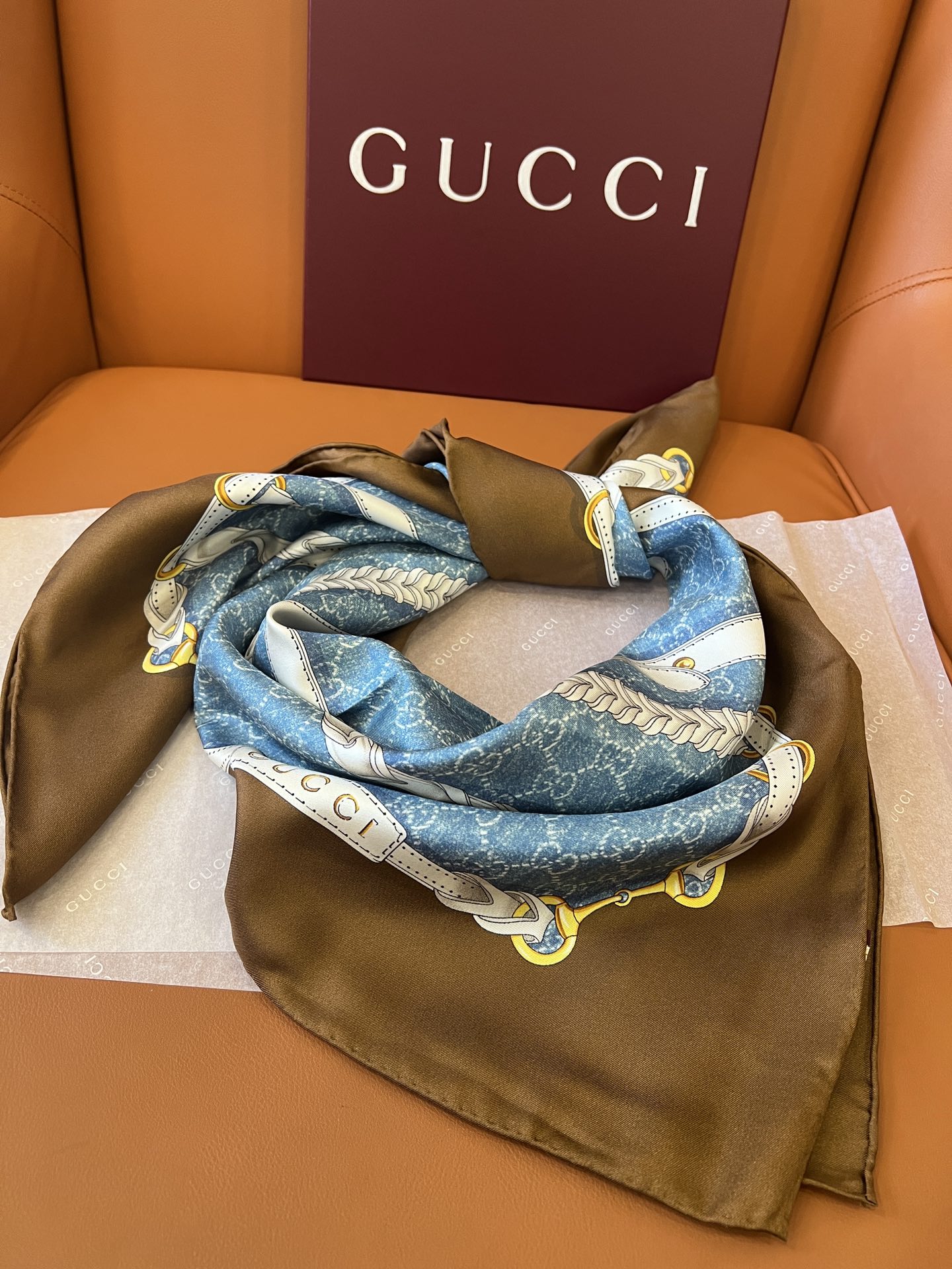 [TOP] GUCCI GG Scarf 90x90 cm - Blue