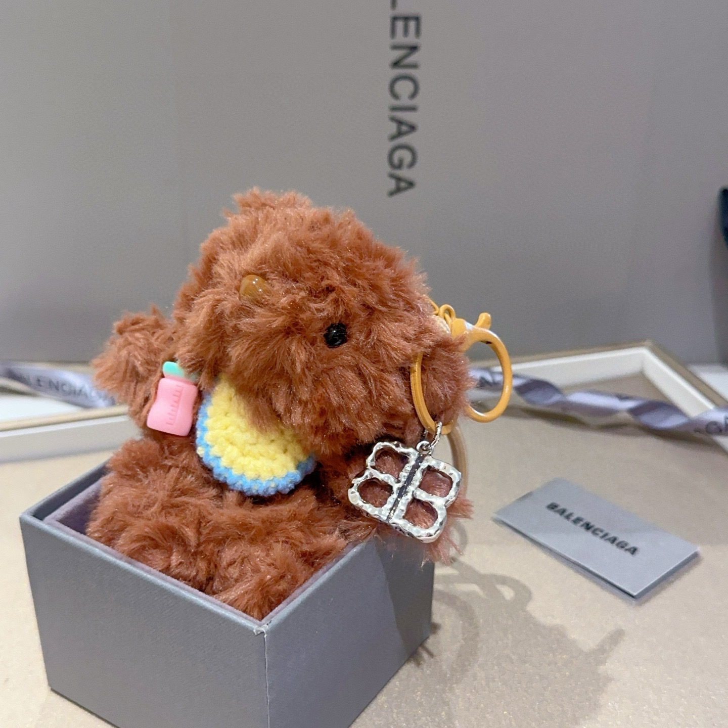 [TOP] BALENCIAGA Keychain - Brown