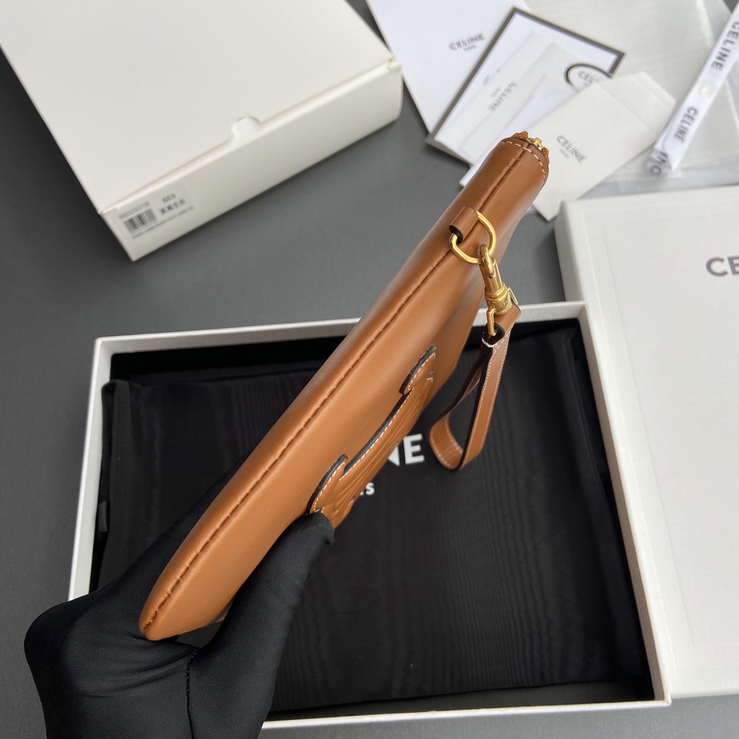 [TOP] CELINE Logo Clutch Bag Calfskin 25×17.5x1cm - Brown