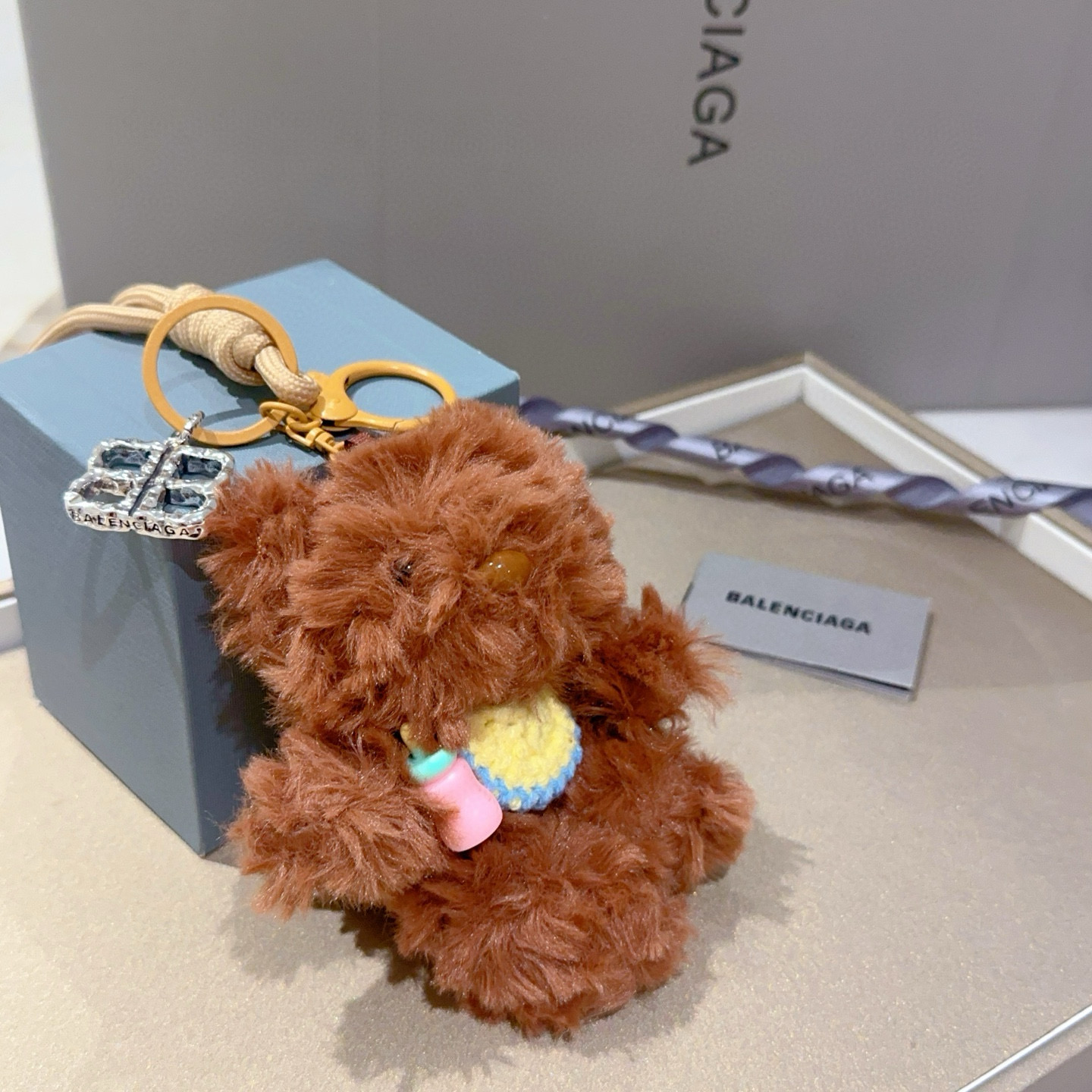 [TOP] BALENCIAGA Keychain - Brown