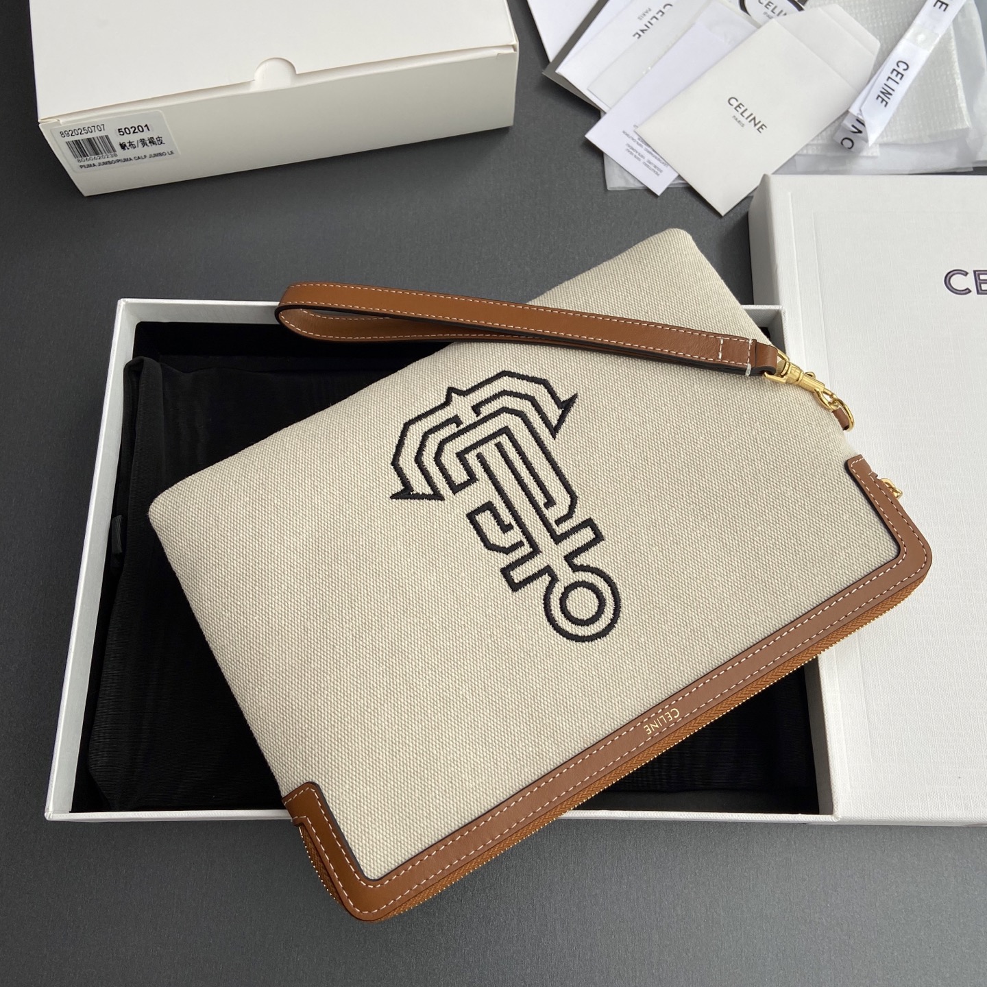 [TOP] CELINE Print Clutch Bag 25×17.5x1cm - Beige/Brown