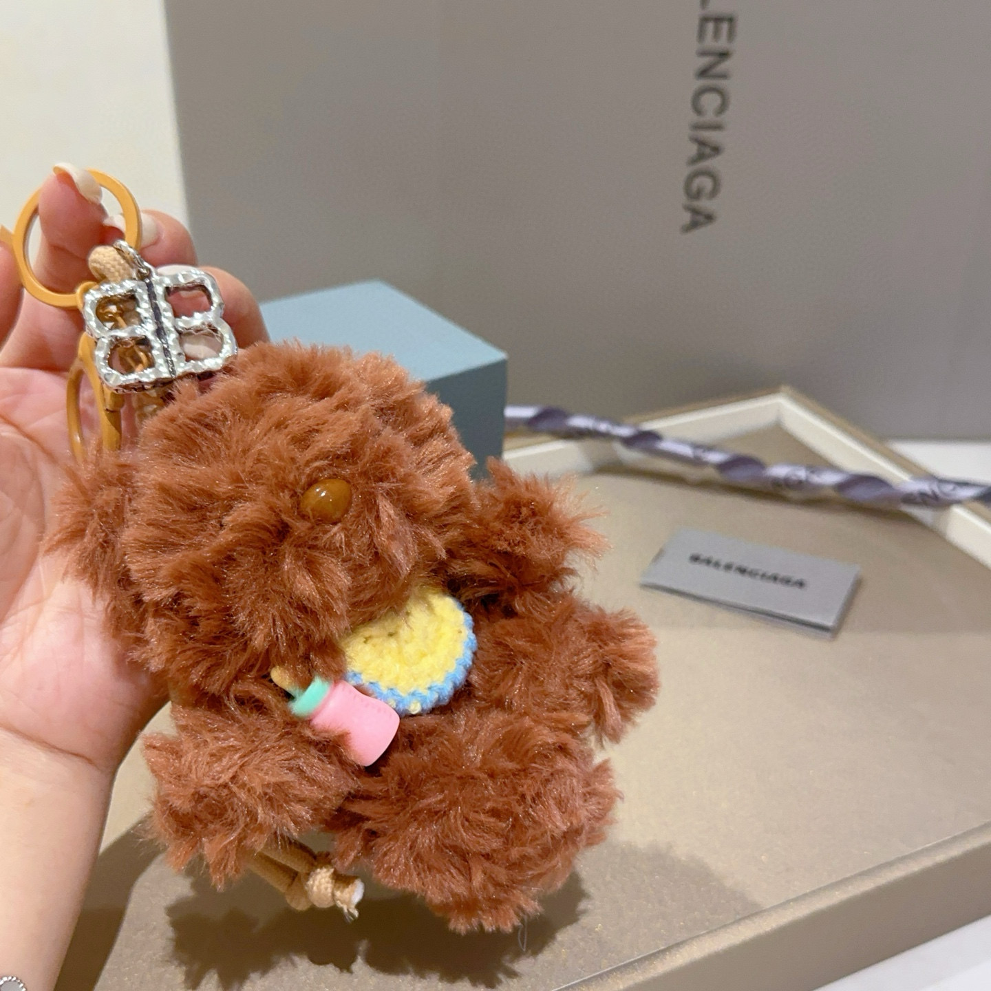 [TOP] BALENCIAGA Keychain - Brown