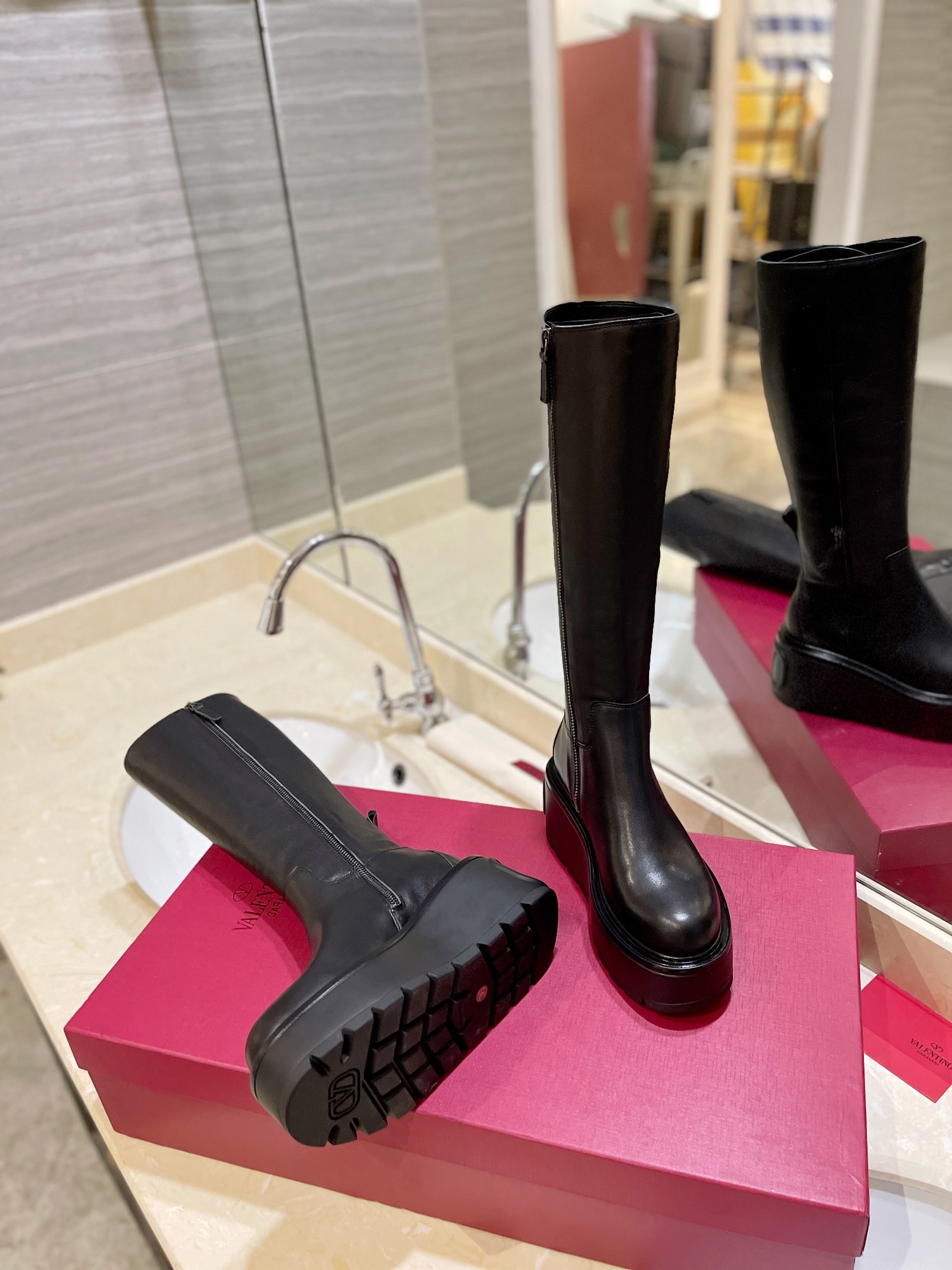 [TOP] VALENTINO 7.5cm High Heel Long Boots - Black