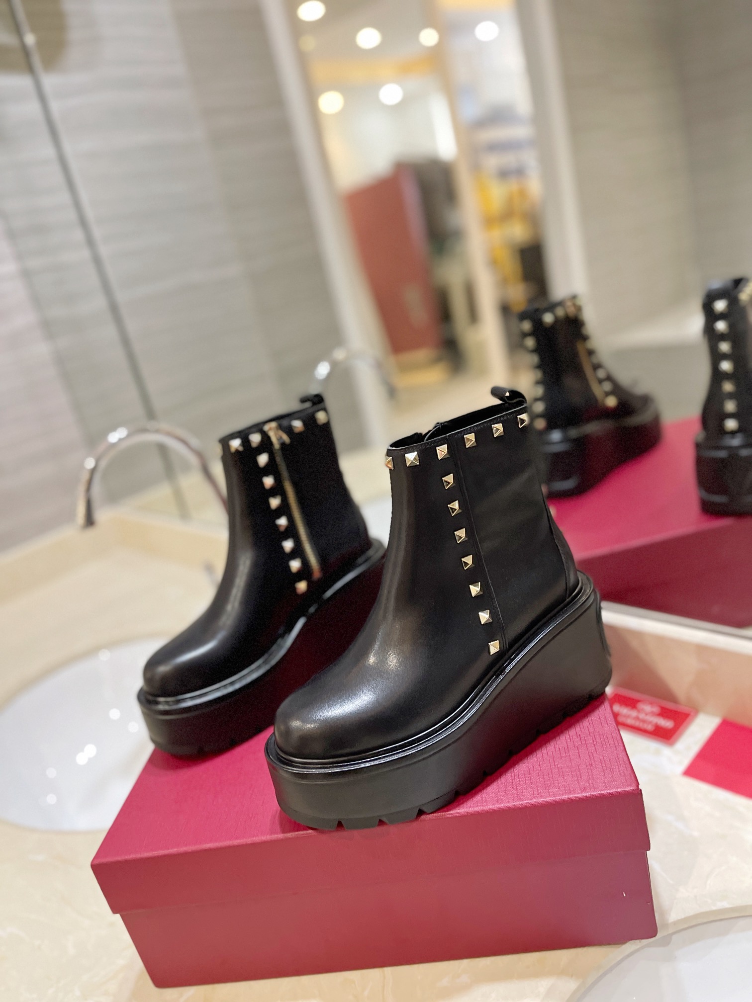 [TOP] VALENTINO 7.5cm High Heel Boots - Black