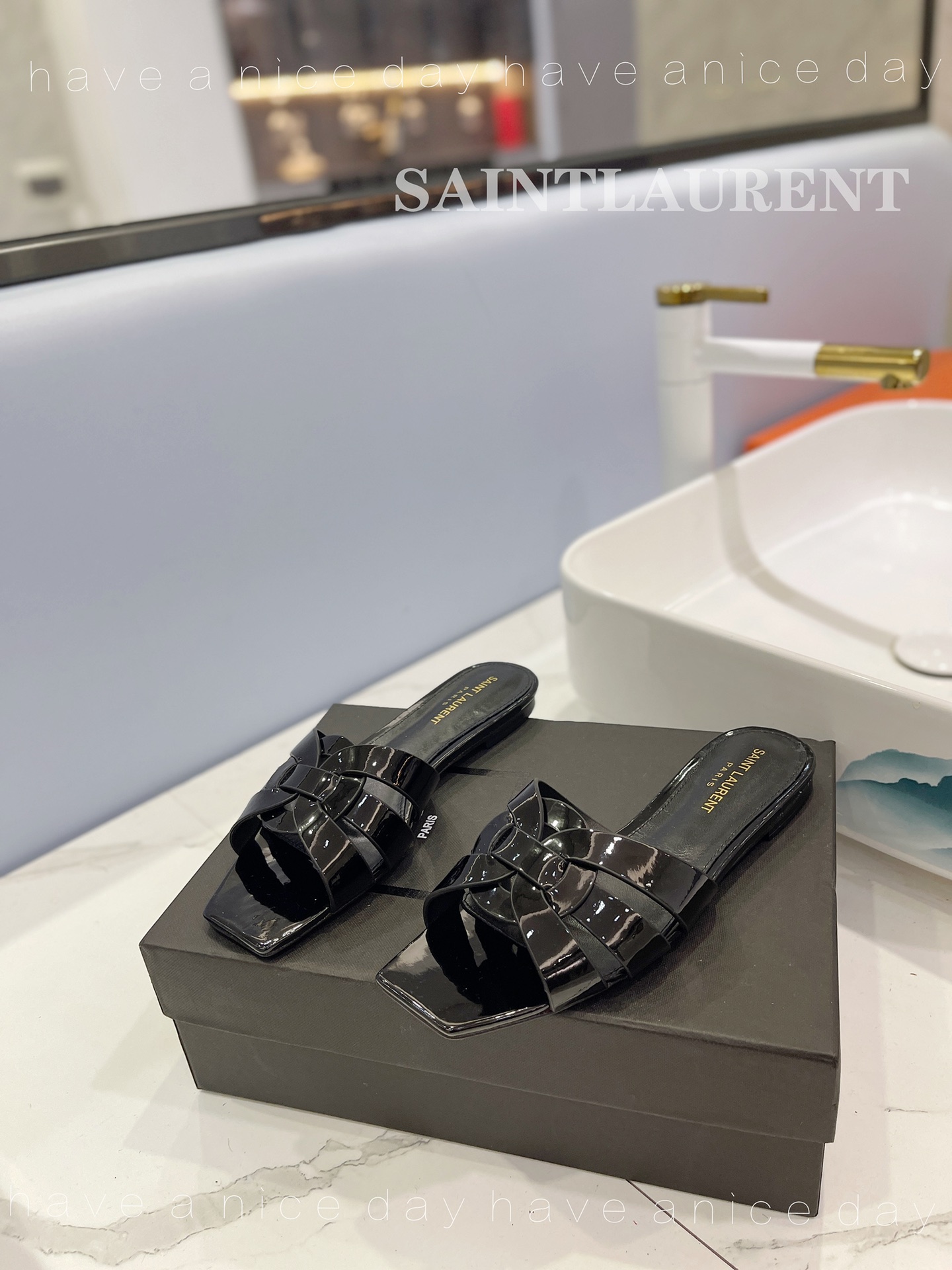 [TOP] Yves Saint Laurent YSL Slippers Patent Leather - 8 Colors