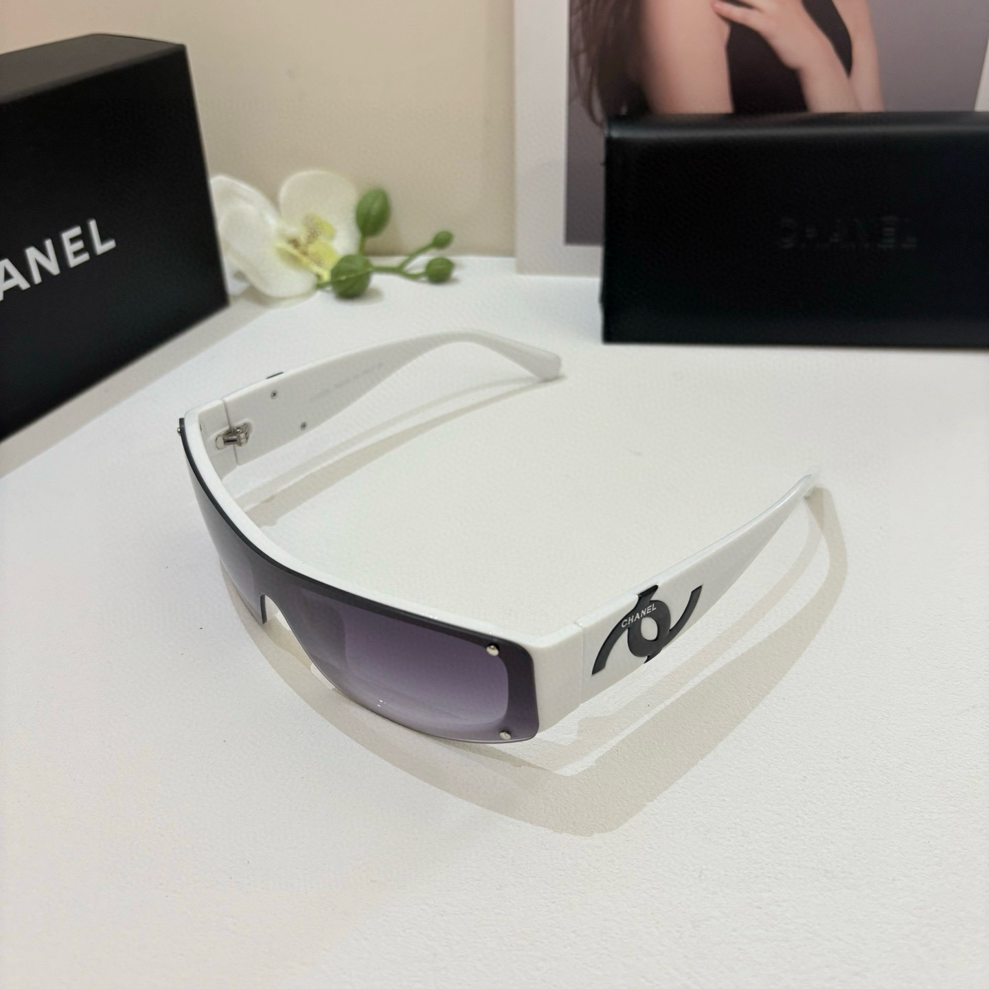 [TOP] CHANEL Sunglasses - 3 Colors