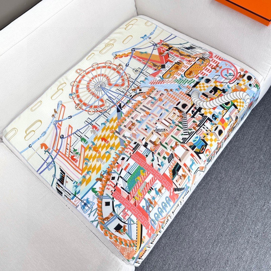 [TOP] HERMES Square Silk Scarf 90X90cm - 2 Colors