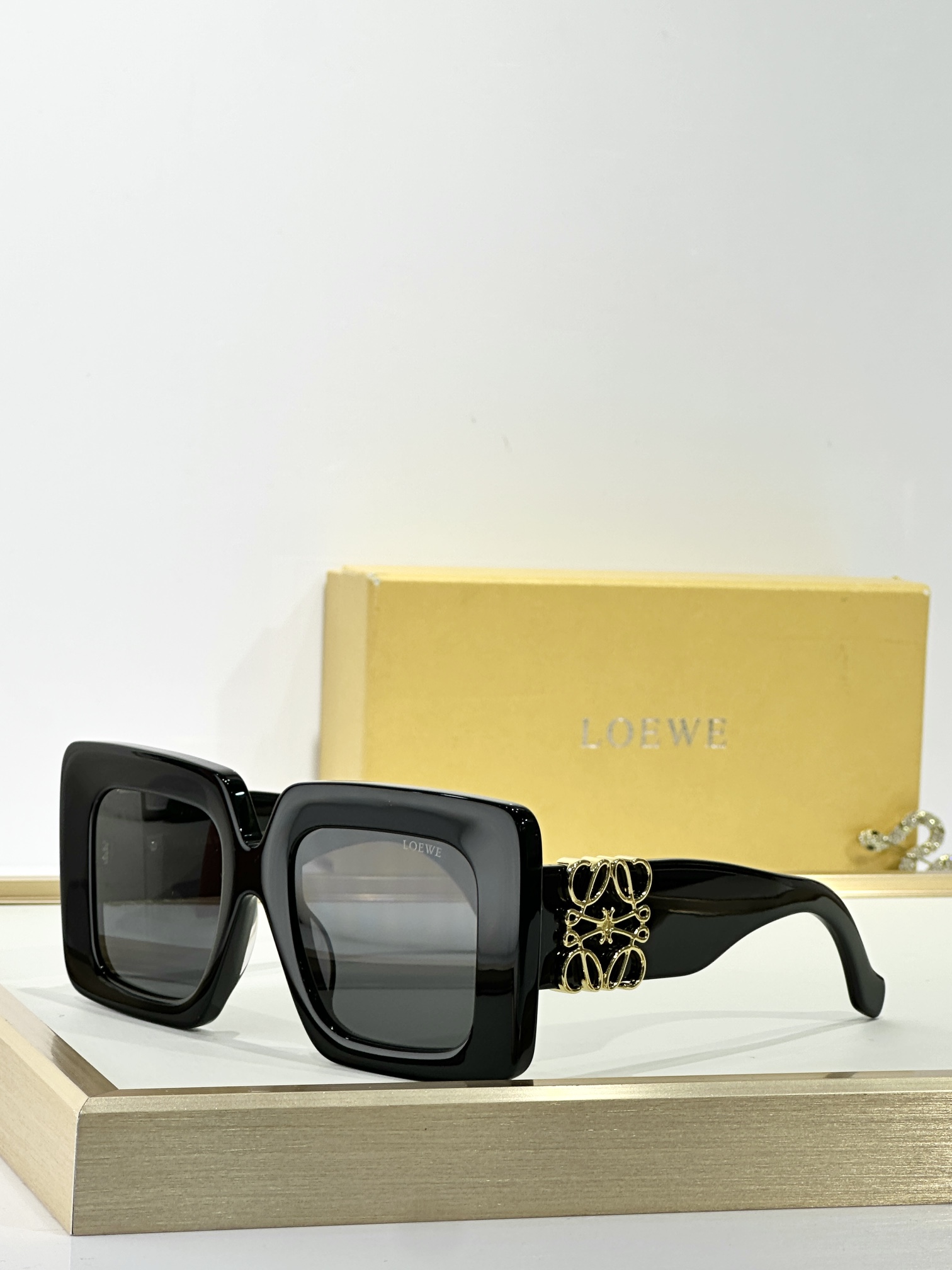 [TOP] LOEWE Sunglasses - 6 Color